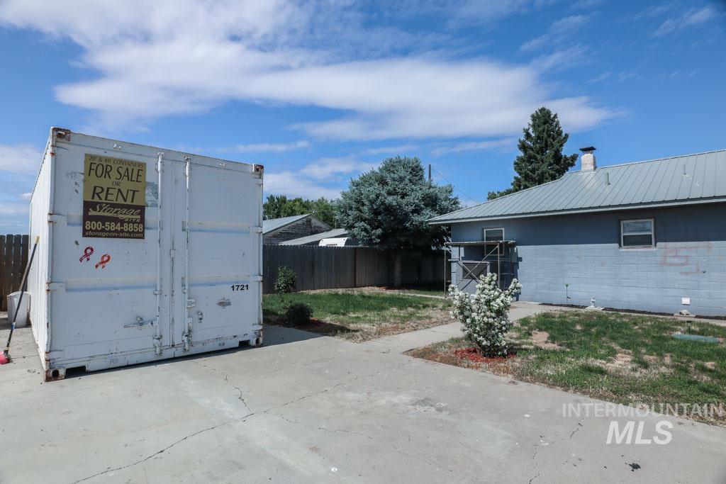 4977 Hwy 201, Ontario, Oregon 97914-0000, 3 Bedrooms, 1 Bathroom, Residential For Sale, Price $327,000, 98950144