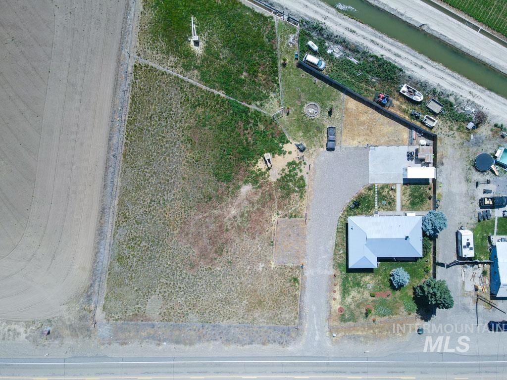 4977 Hwy 201, Ontario, Oregon 97914-0000, 3 Bedrooms, 1 Bathroom, Residential For Sale, Price $327,000, 98950144