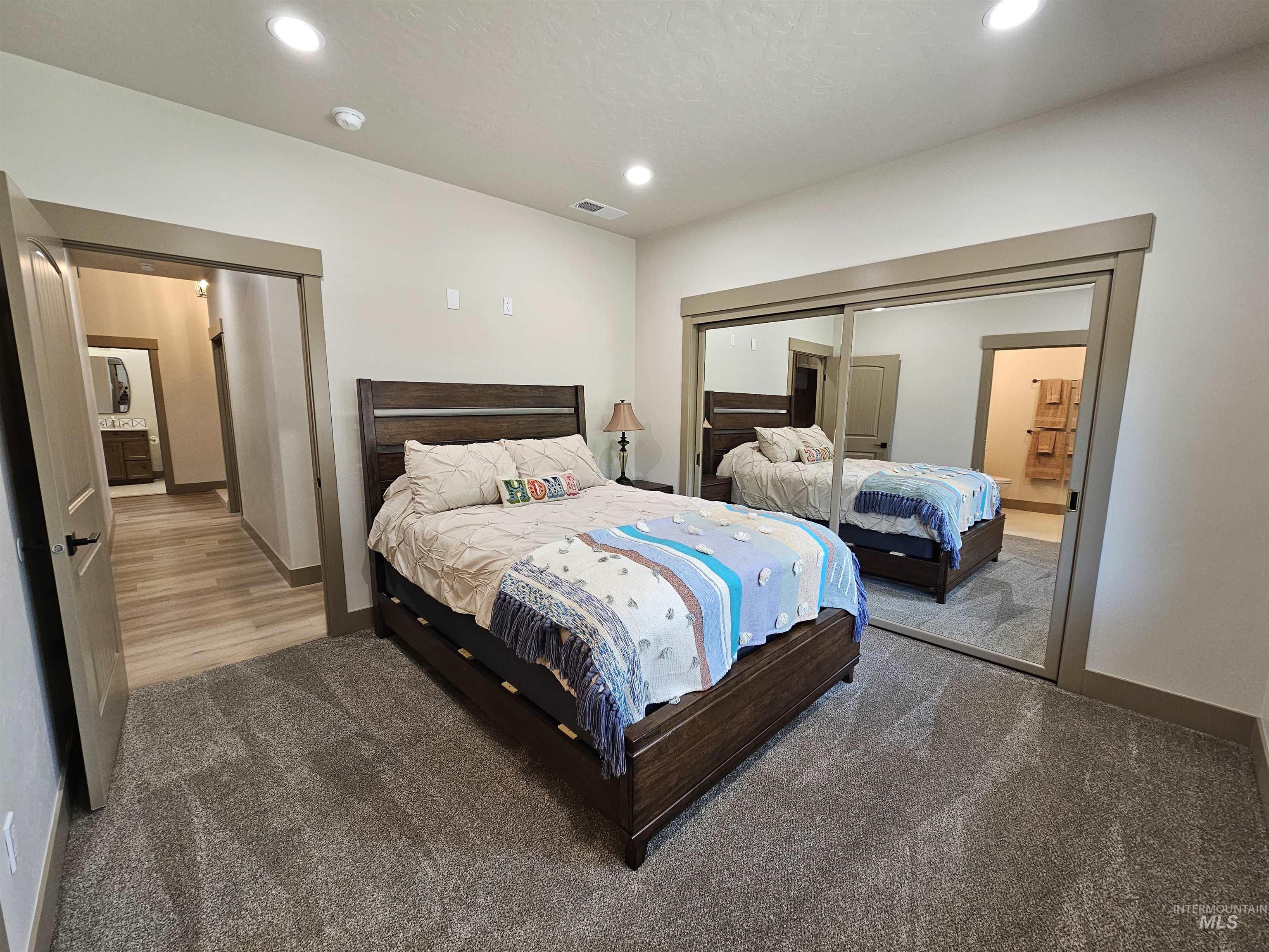 Second bedroom with full ensuite bath.