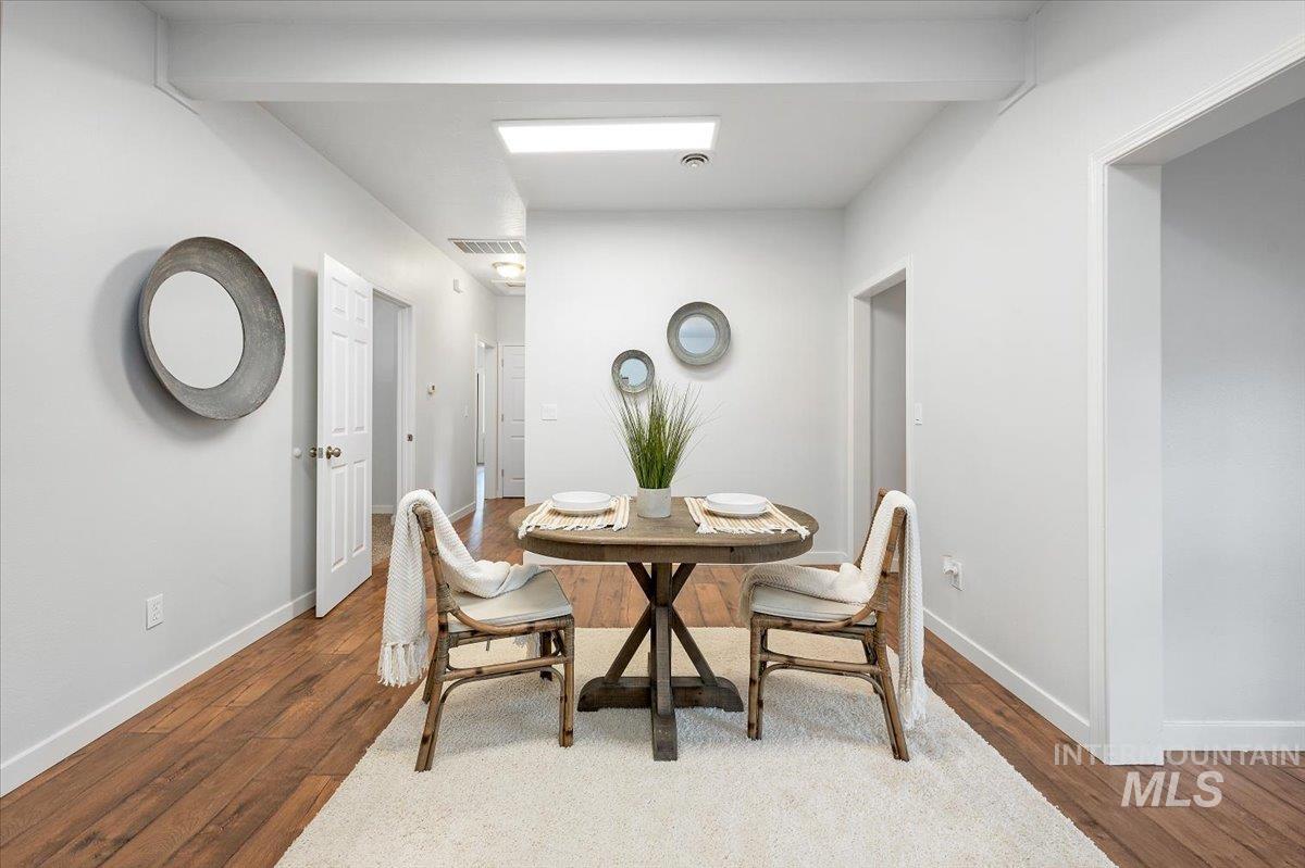 1704 Blaine, Caldwell, Idaho 83605, 6 Bedrooms, 3 Bathrooms, Residential For Sale, Price $449,000, 98950166