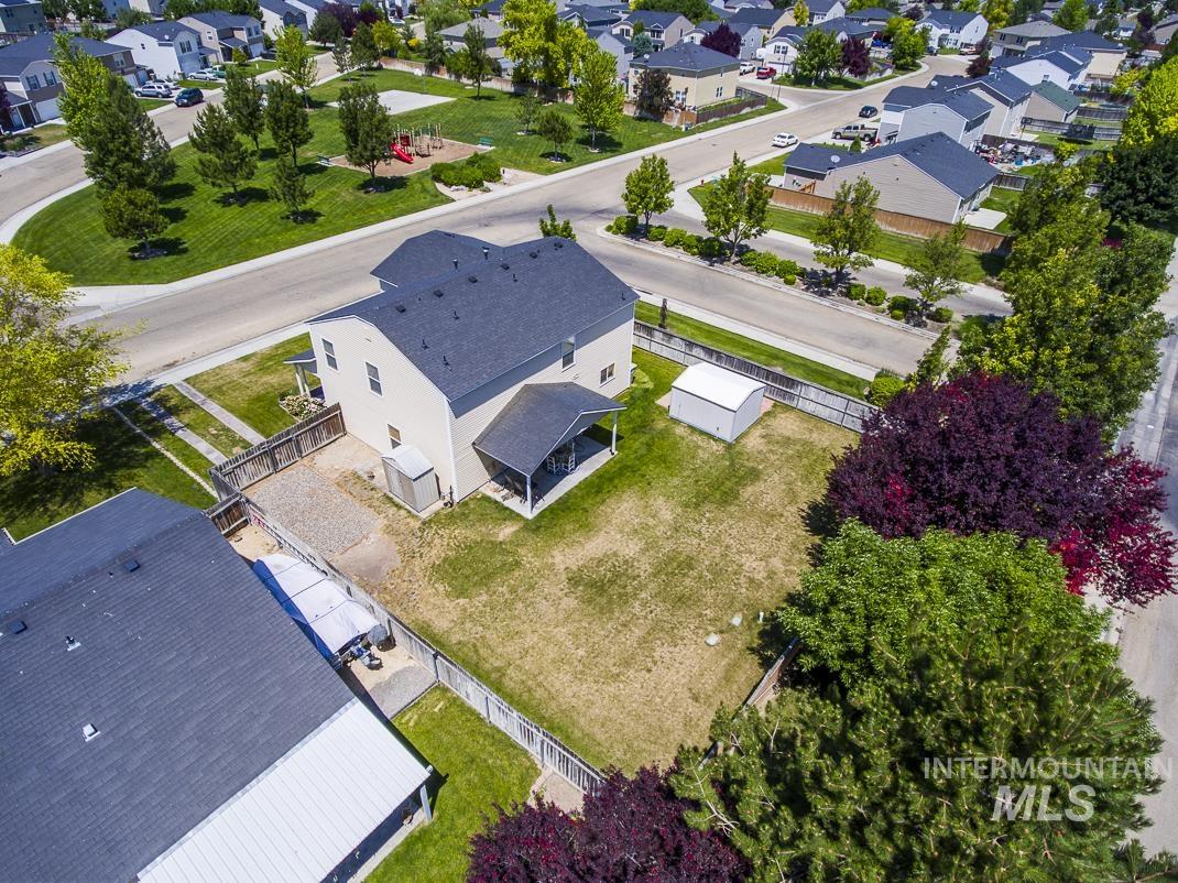 16346 Silver Creek Ave, Caldwell, Idaho 83607, 3 Bedrooms, 2.5 Bathrooms, Residential For Sale, Price $423,900, 98950182