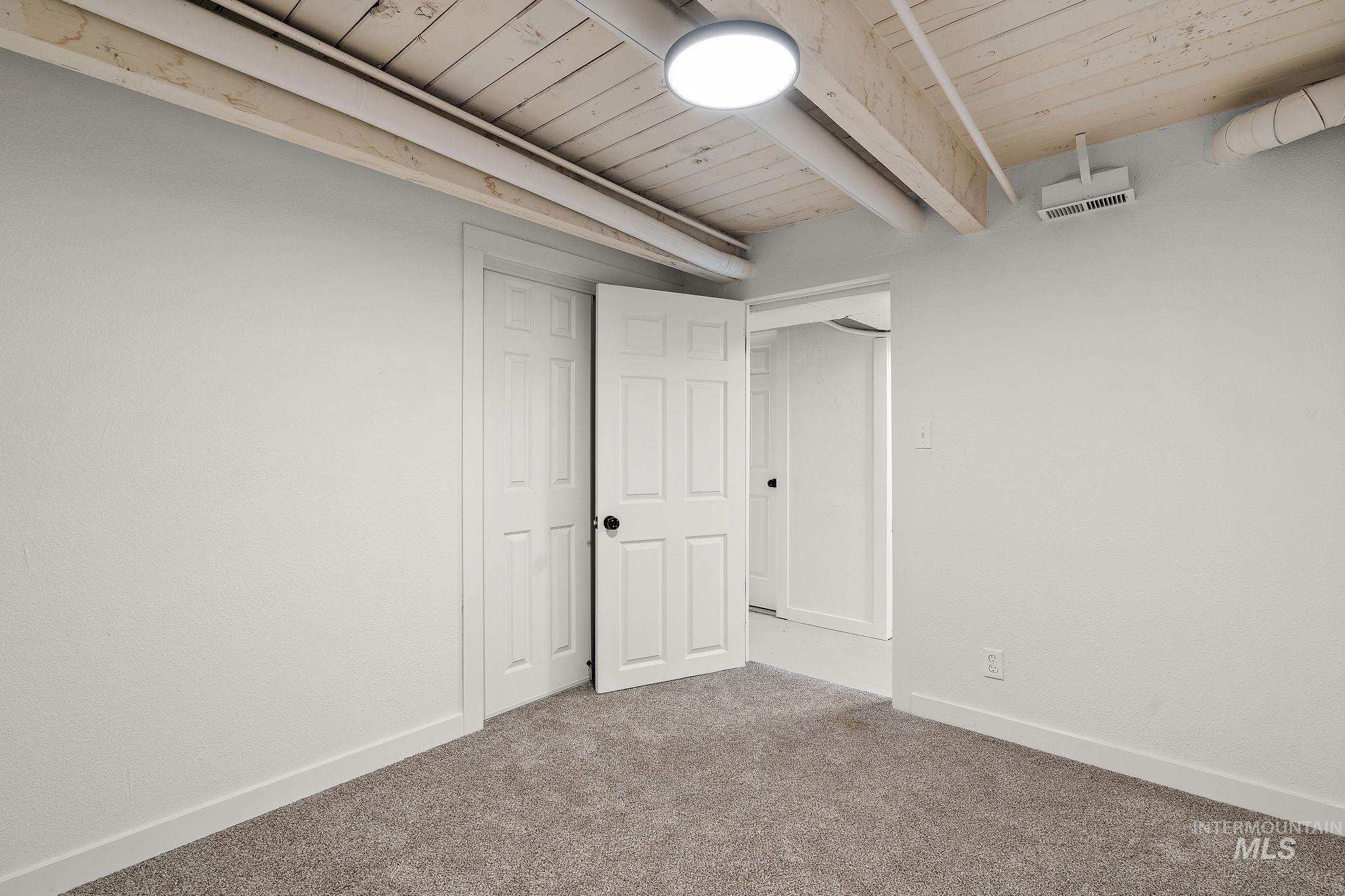 5338 W Spaulding St., Boise, Idaho 83705, 5 Bedrooms, 2 Bathrooms, Residential For Sale, Price $519,000, 98950184