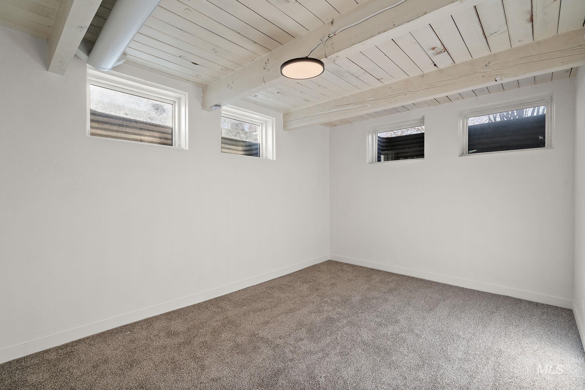 5338 W Spaulding St., Boise, Idaho 83705, 5 Bedrooms, 2 Bathrooms, Residential For Sale, Price $519,000, 98950184