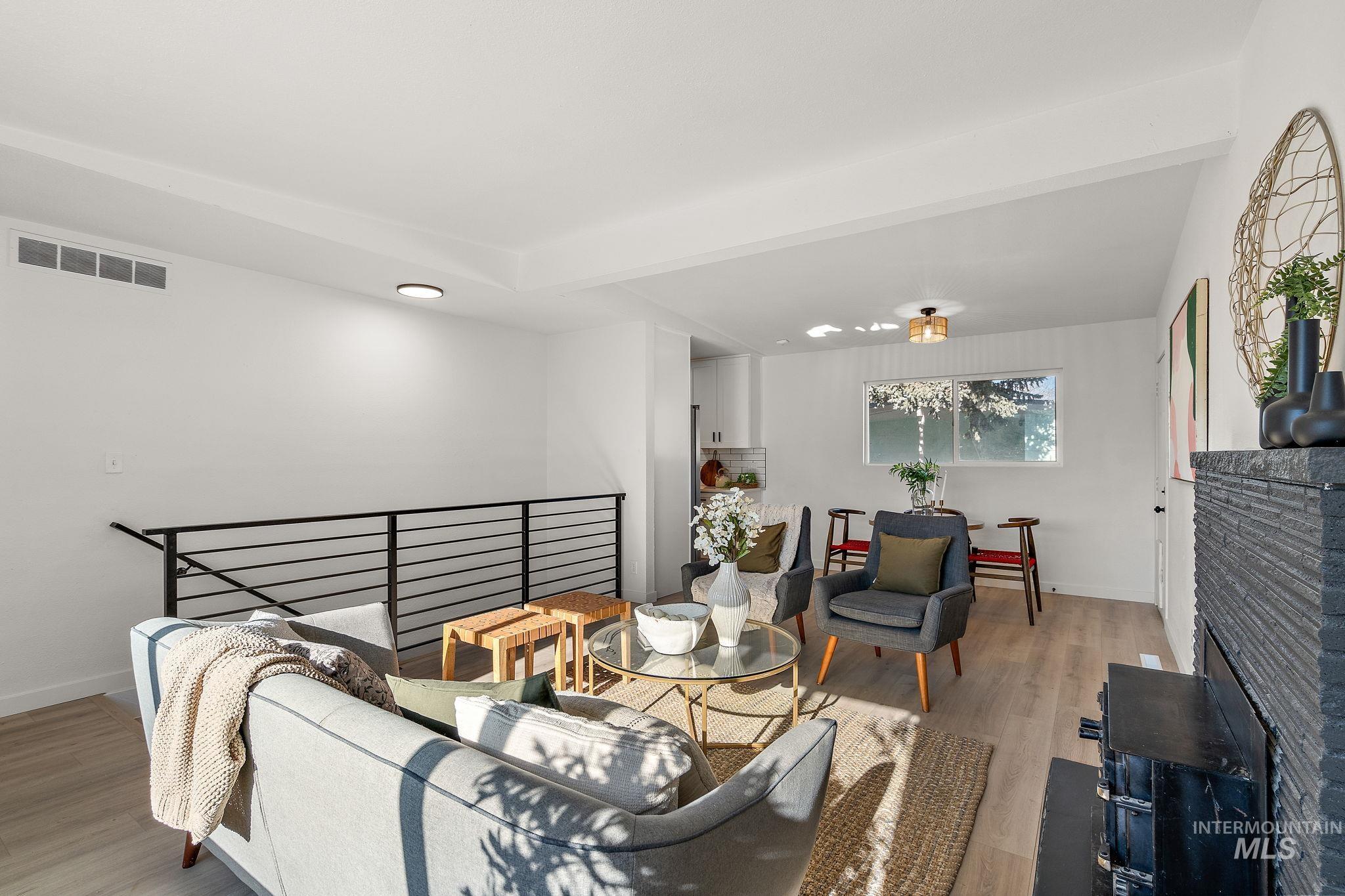 5338 W Spaulding St., Boise, Idaho 83705, 5 Bedrooms, 2 Bathrooms, Residential For Sale, Price $519,000, 98950184