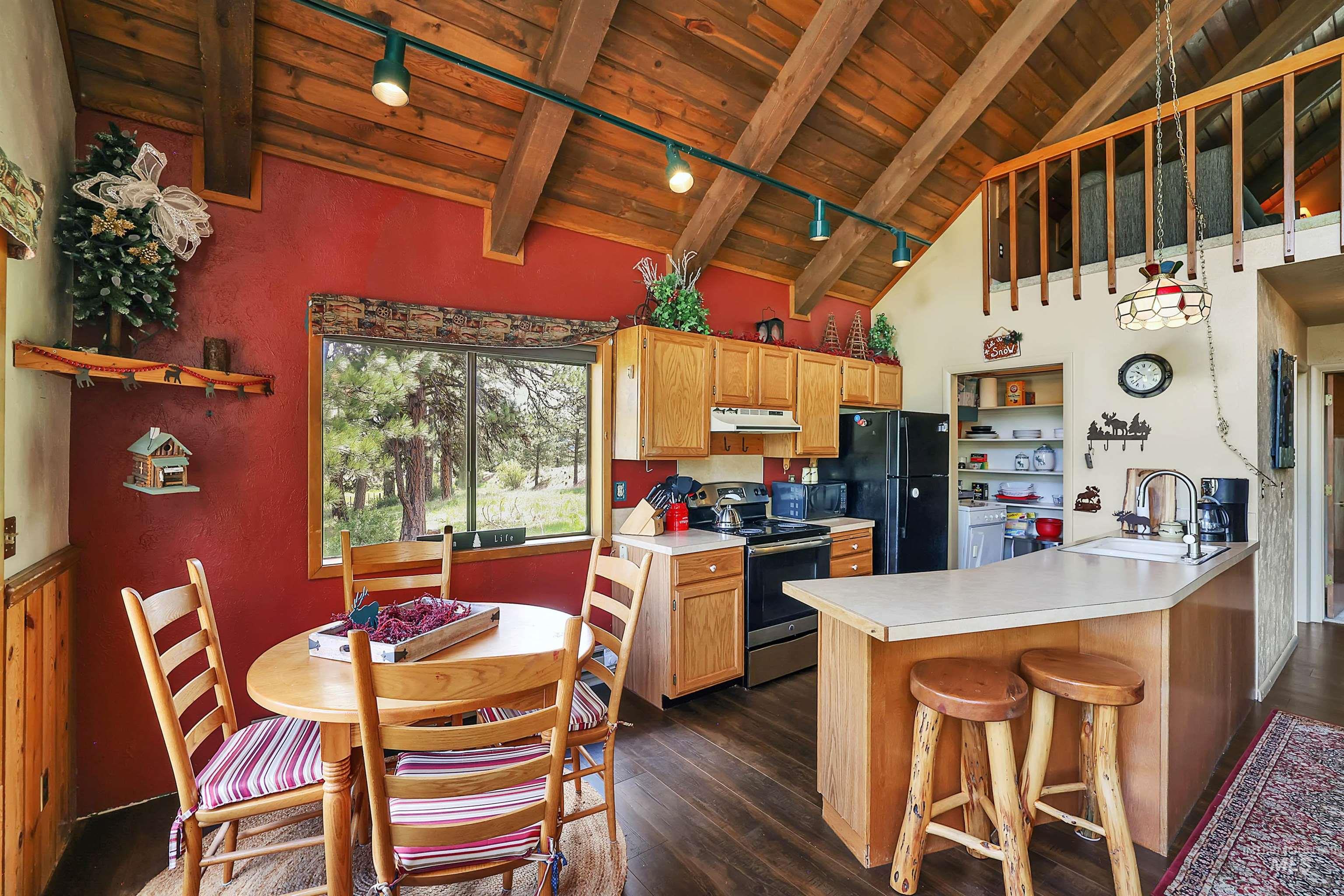 3000 45th Parallel Road, New Meadows, Idaho 83654, 2 Bedrooms, 2 Bathrooms, Residential For Sale, Price $550,000, 98950187