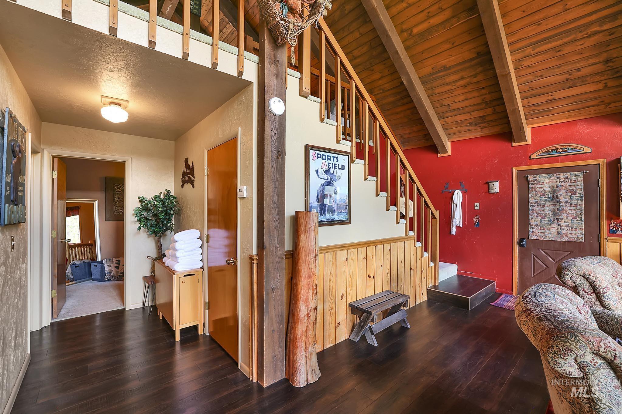 3000 45th Parallel Road, New Meadows, Idaho 83654, 2 Bedrooms, 2 Bathrooms, Residential For Sale, Price $550,000, 98950187