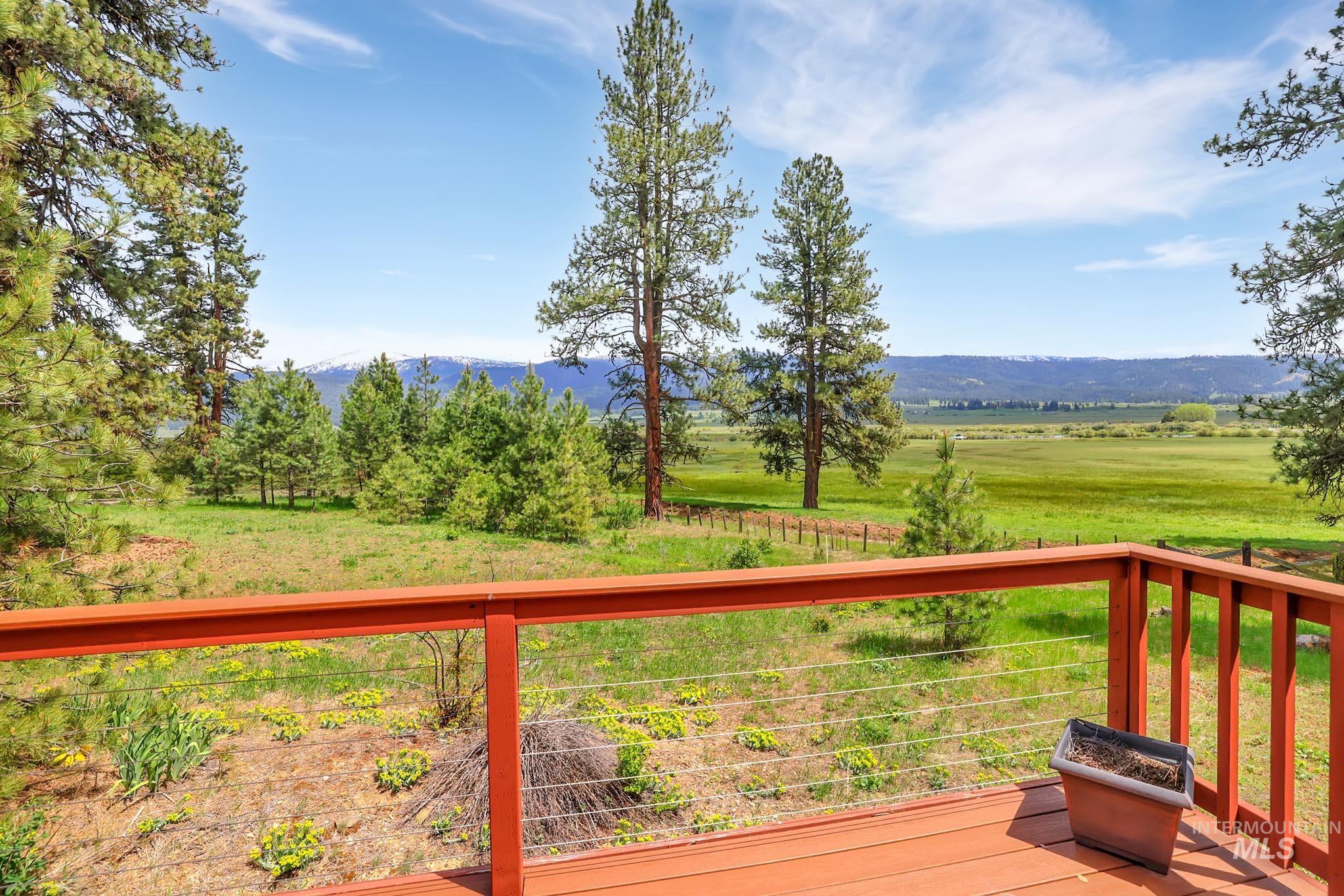 3000 45th Parallel Road, New Meadows, Idaho 83654, 2 Bedrooms, 2 Bathrooms, Residential For Sale, Price $550,000, 98950187