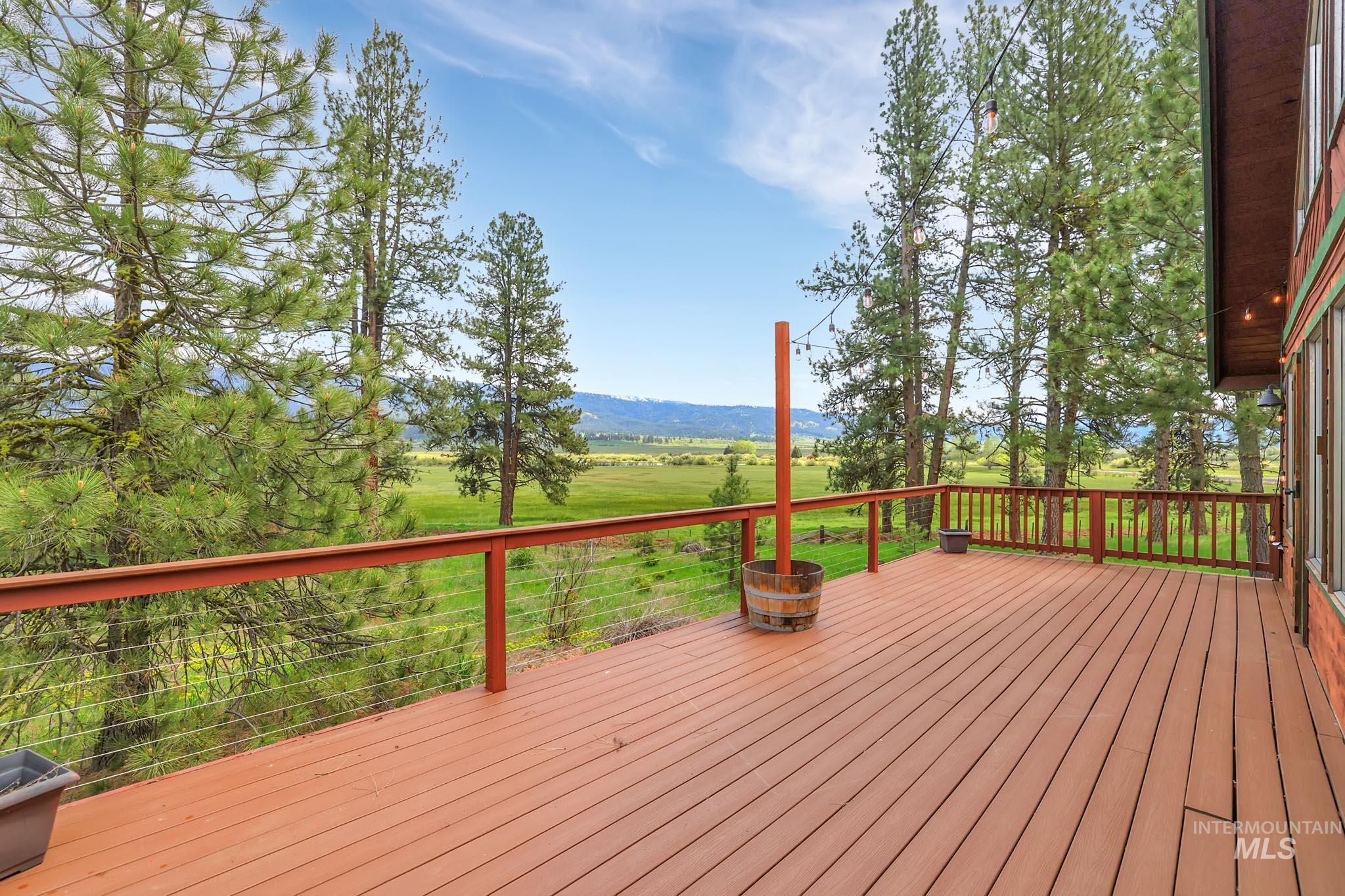 3000 45th Parallel Road, New Meadows, Idaho 83654, 2 Bedrooms, 2 Bathrooms, Residential For Sale, Price $550,000, 98950187