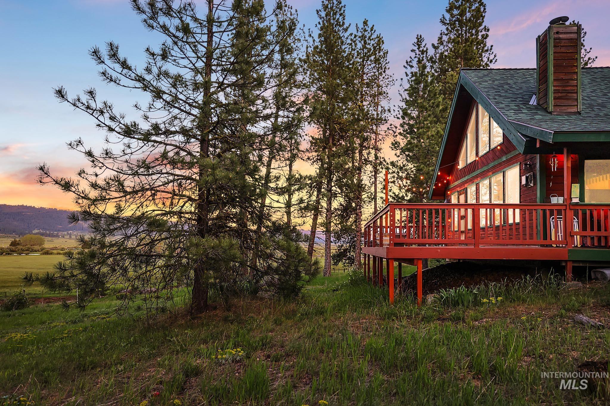 3000 45th Parallel Road, New Meadows, Idaho 83654, 2 Bedrooms, 2 Bathrooms, Residential For Sale, Price $550,000, 98950187