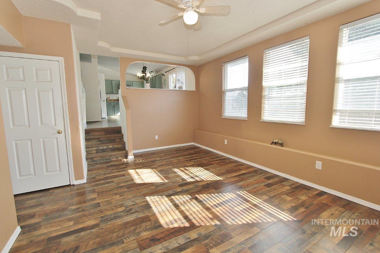 82 N Wedgwood Drive, Nampa, Idaho 83651, 4 Bedrooms, 3 Bathrooms, Residential For Sale, Price $399,999, 98950202