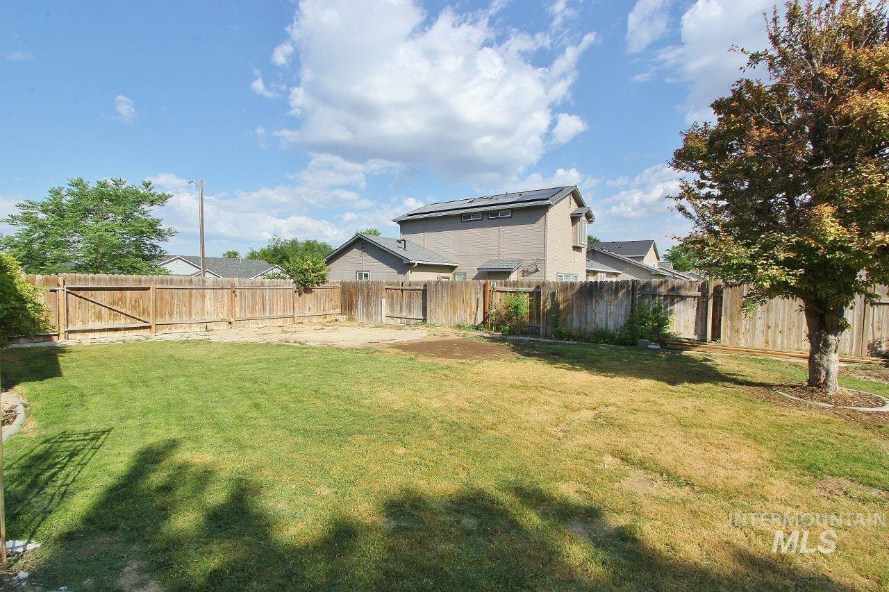 82 N Wedgwood Drive, Nampa, Idaho 83651, 4 Bedrooms, 3 Bathrooms, Residential For Sale, Price $399,999, 98950202