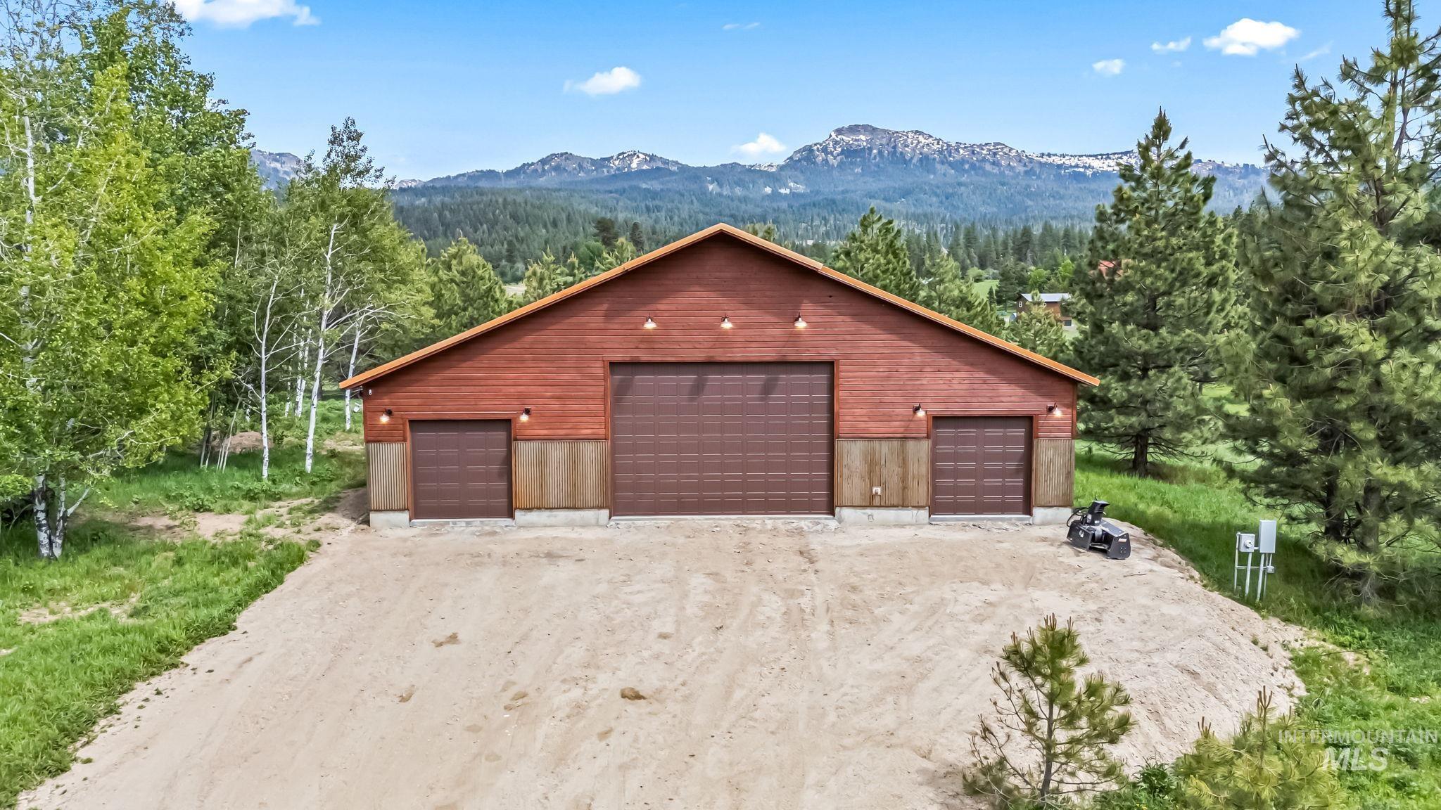 63'x62' heated shop.