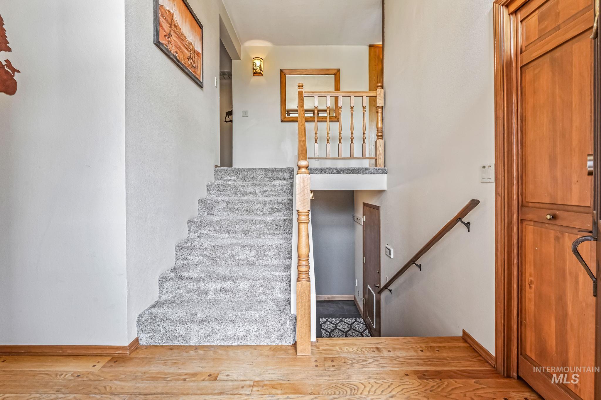 14060 Deerfield, McCall, Idaho 83638, 4 Bedrooms, 3.5 Bathrooms, Residential For Sale, Price $1,650,000, 98950206