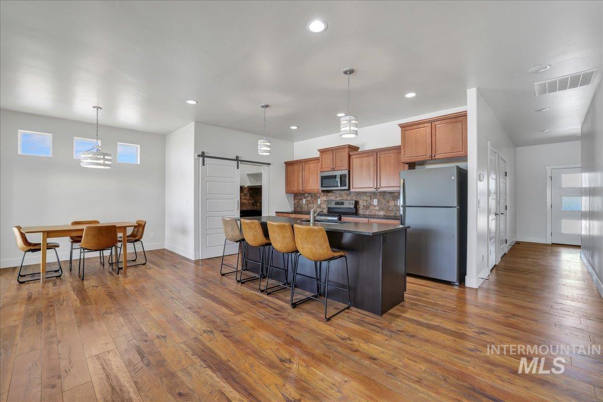 503 April Ave, Twin Falls, Idaho 83301, 3 Bedrooms, 2 Bathrooms, Residential For Sale, Price $415,000, 98950216