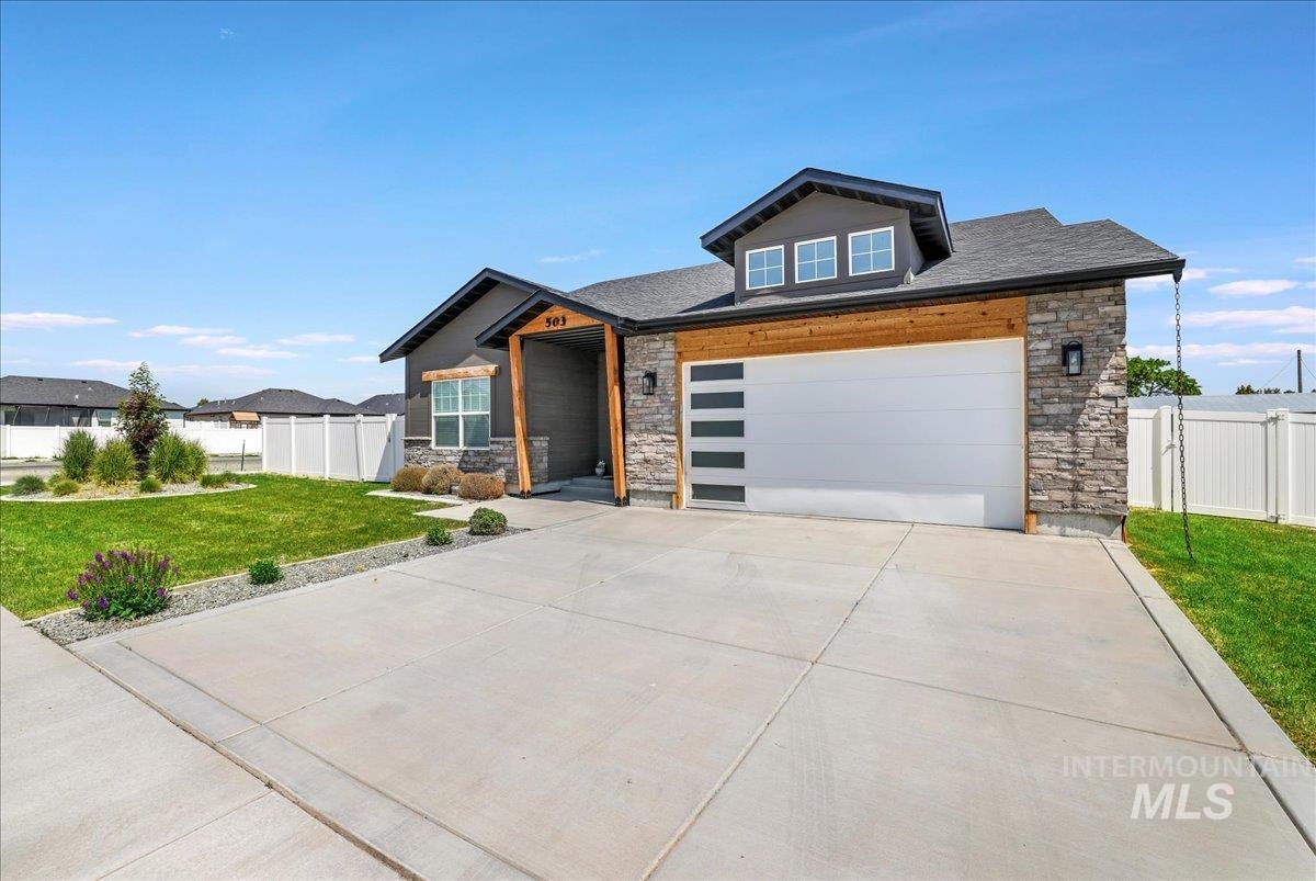 503 April Ave, Twin Falls, Idaho 83301, 3 Bedrooms, 2 Bathrooms, Residential For Sale, Price $415,000, 98950216