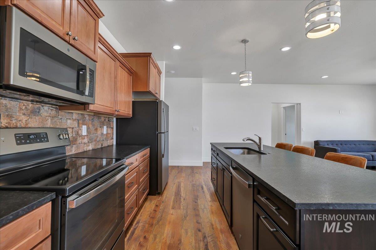 503 April Ave, Twin Falls, Idaho 83301, 3 Bedrooms, 2 Bathrooms, Residential For Sale, Price $415,000, 98950216