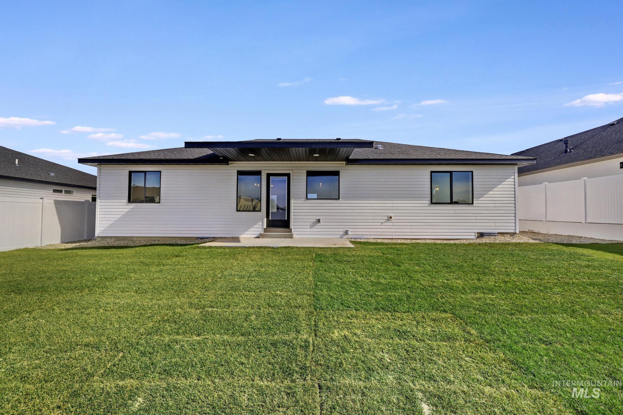 958 Gregory Way, Twin Falls, Idaho 83301, 4 Bedrooms, 2 Bathrooms, Residential For Sale, Price $416,000, 98950220