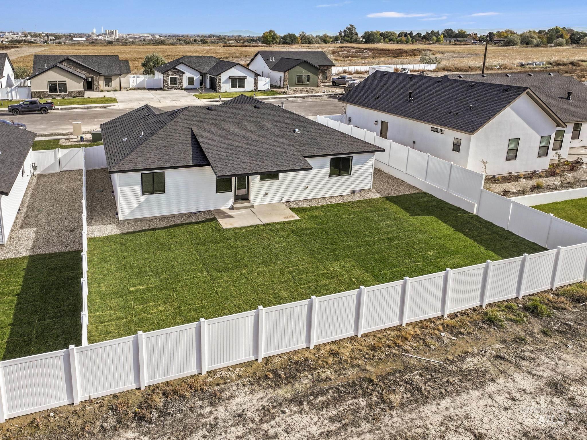 958 Gregory Way, Twin Falls, Idaho 83301, 4 Bedrooms, 2 Bathrooms, Residential For Sale, Price $416,000, 98950220