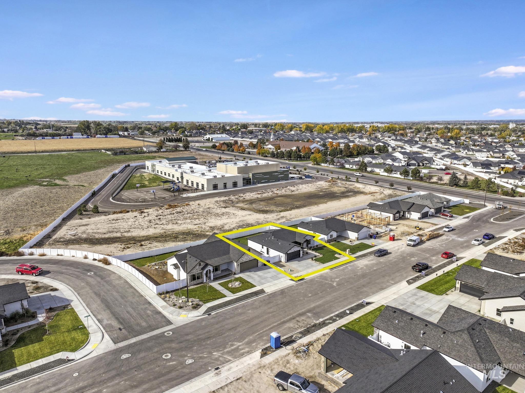 958 Gregory Way, Twin Falls, Idaho 83301, 4 Bedrooms, 2 Bathrooms, Residential For Sale, Price $416,000, 98950220