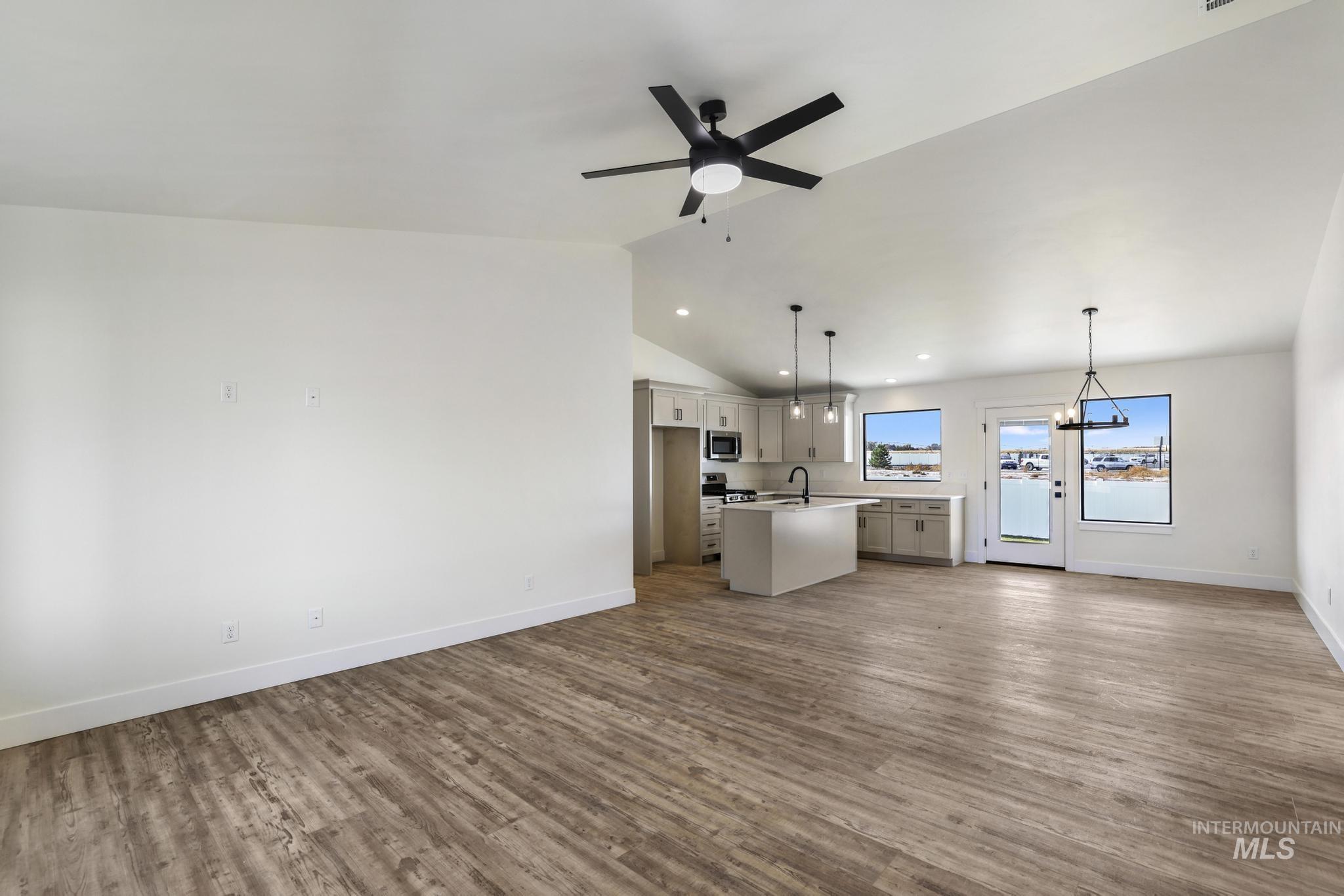 958 Gregory Way, Twin Falls, Idaho 83301, 4 Bedrooms, 2 Bathrooms, Residential For Sale, Price $416,000, 98950220