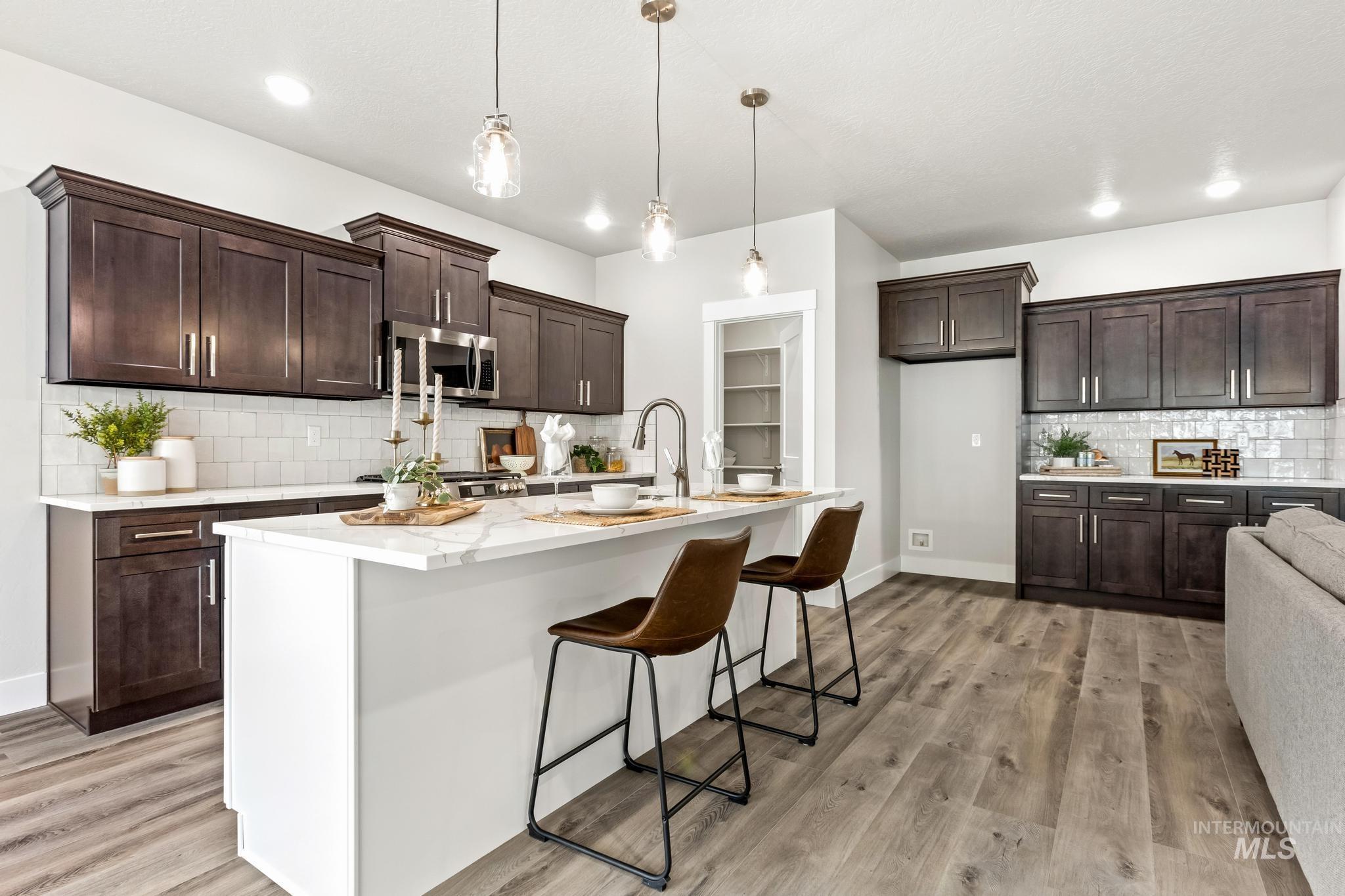 1753 E. Grayson, Meridian, Idaho 83642, 3 Bedrooms, 2 Bathrooms, Residential For Sale, Price $524,900, 98950227