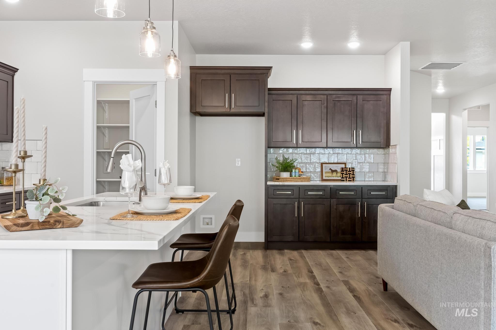 1753 E. Grayson, Meridian, Idaho 83642, 3 Bedrooms, 2 Bathrooms, Residential For Sale, Price $524,900, 98950227