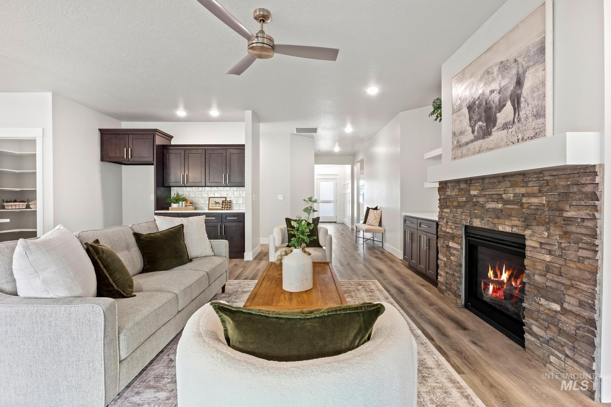 1753 E. Grayson, Meridian, Idaho 83642, 3 Bedrooms, 2 Bathrooms, Residential For Sale, Price $524,900, 98950227