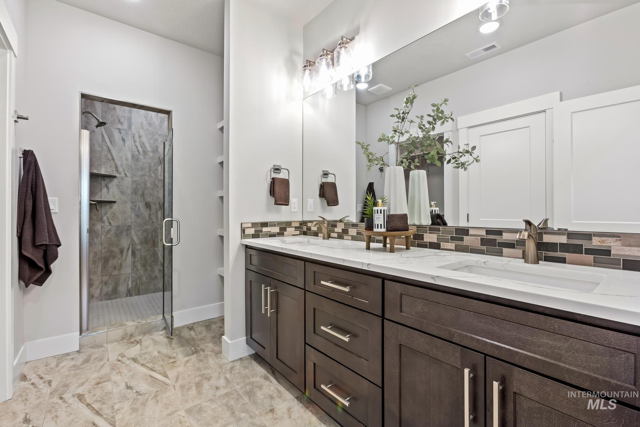 1753 E. Grayson, Meridian, Idaho 83642, 3 Bedrooms, 2 Bathrooms, Residential For Sale, Price $524,900, 98950227