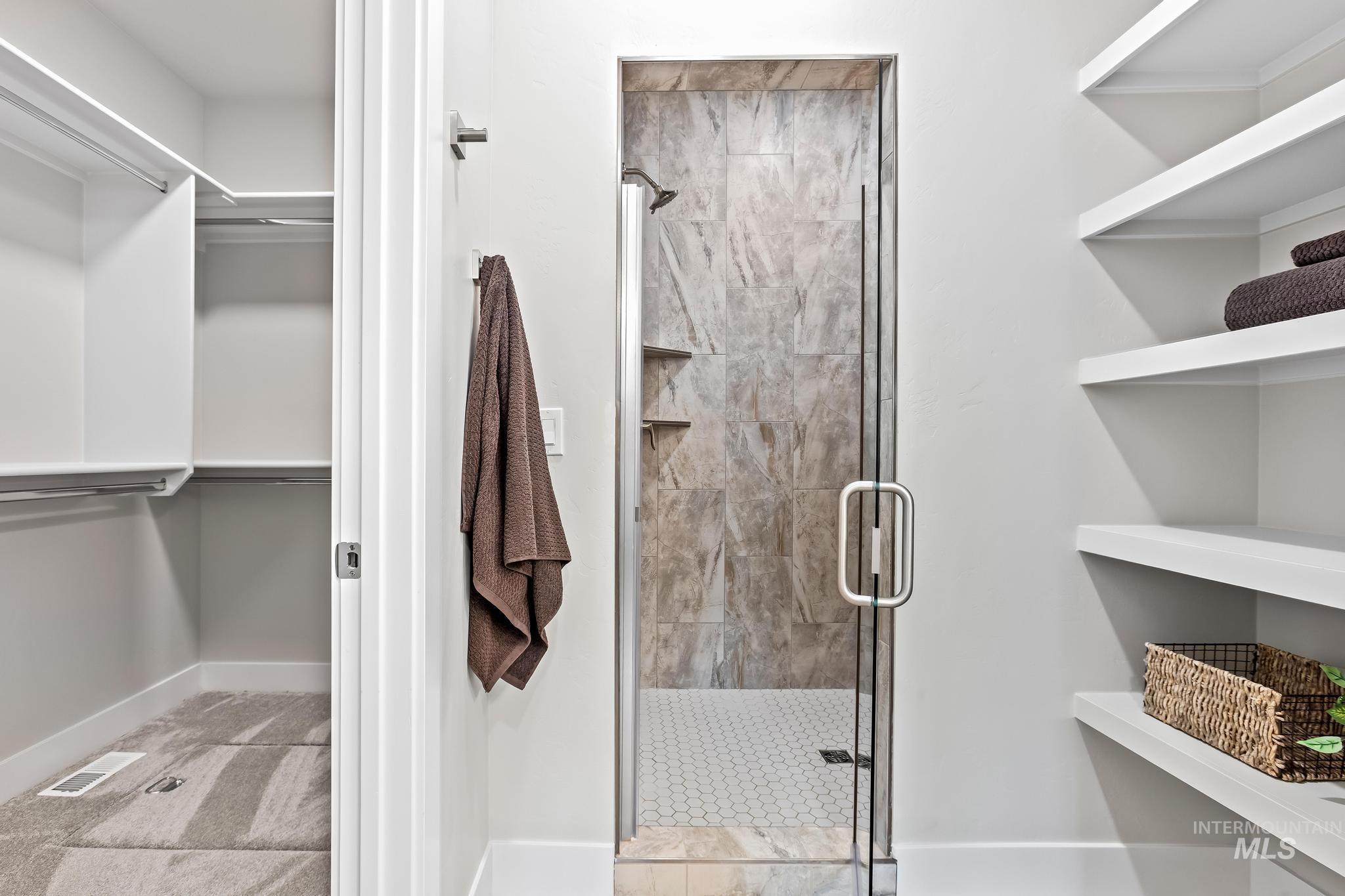 1753 E. Grayson, Meridian, Idaho 83642, 3 Bedrooms, 2 Bathrooms, Residential For Sale, Price $524,900, 98950227