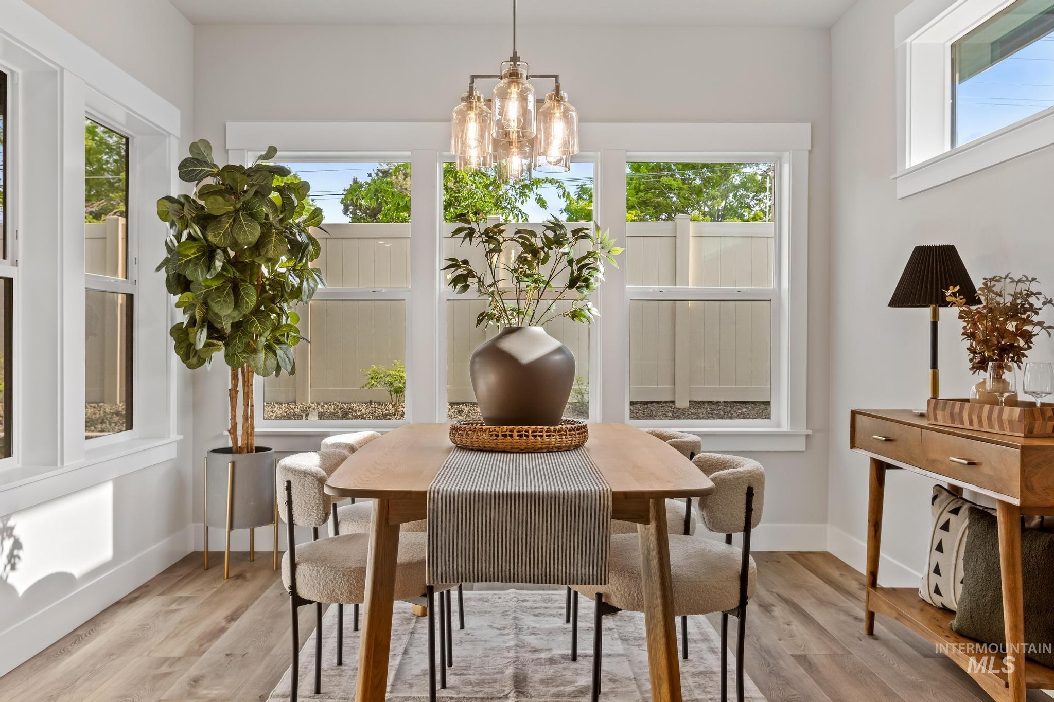 1753 E. Grayson, Meridian, Idaho 83642, 3 Bedrooms, 2 Bathrooms, Residential For Sale, Price $524,900, 98950227