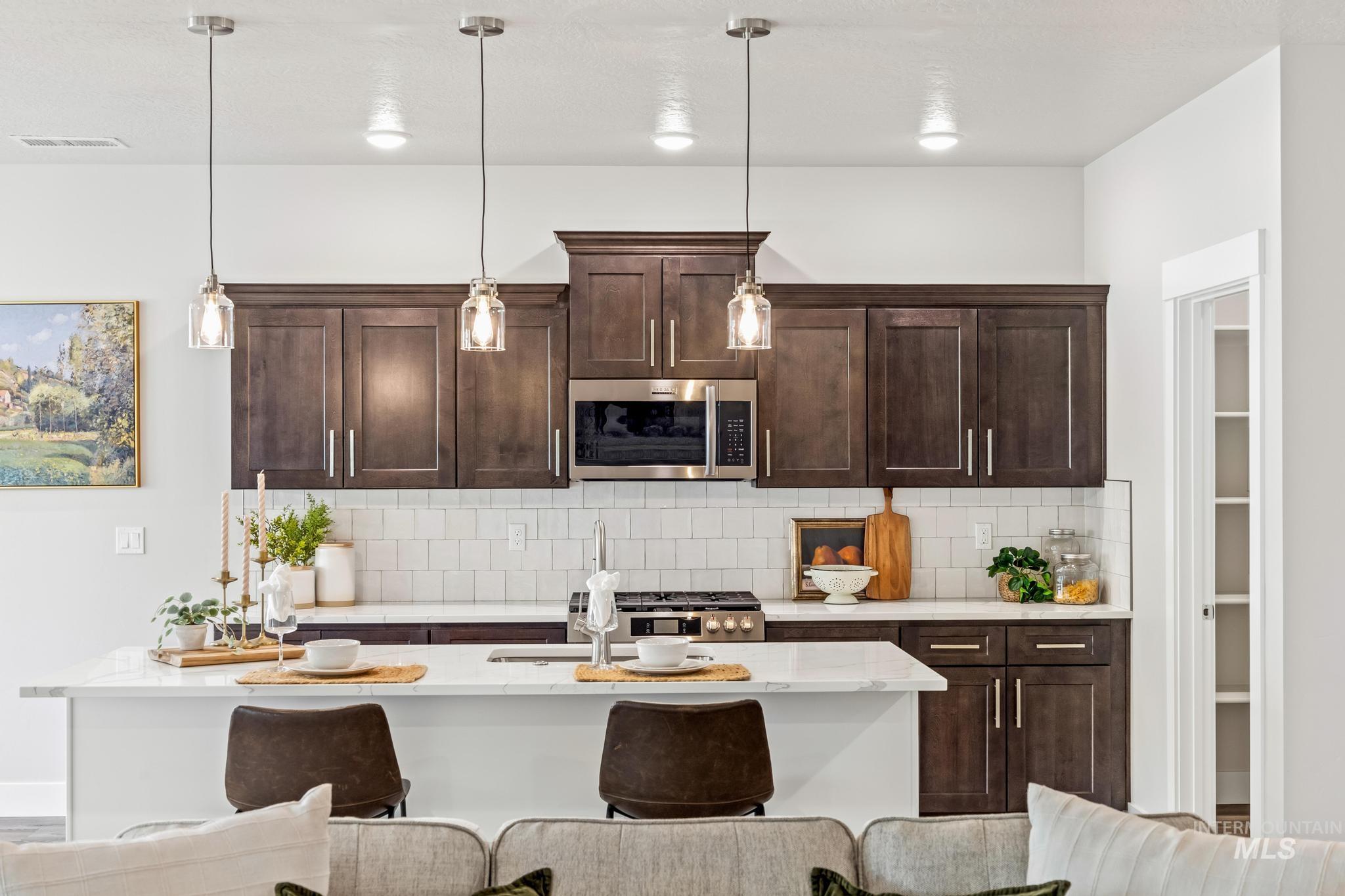 1753 E. Grayson, Meridian, Idaho 83642, 3 Bedrooms, 2 Bathrooms, Residential For Sale, Price $524,900, 98950227