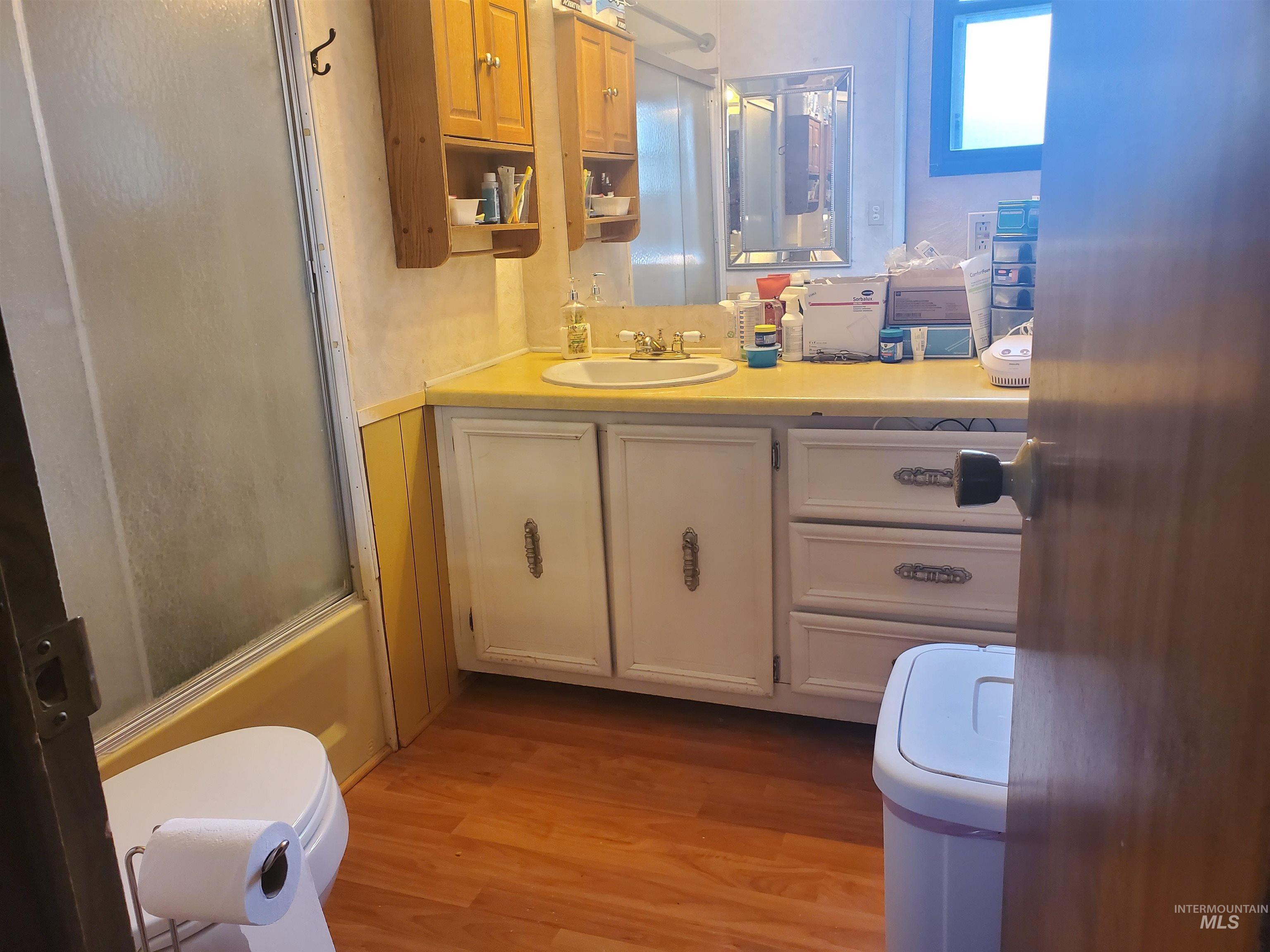 198 South hills, Twin Falls, Idaho 83301-0000, 2 Bedrooms, 1 Bathroom, Residential For Sale, Price $55,000, 98950228