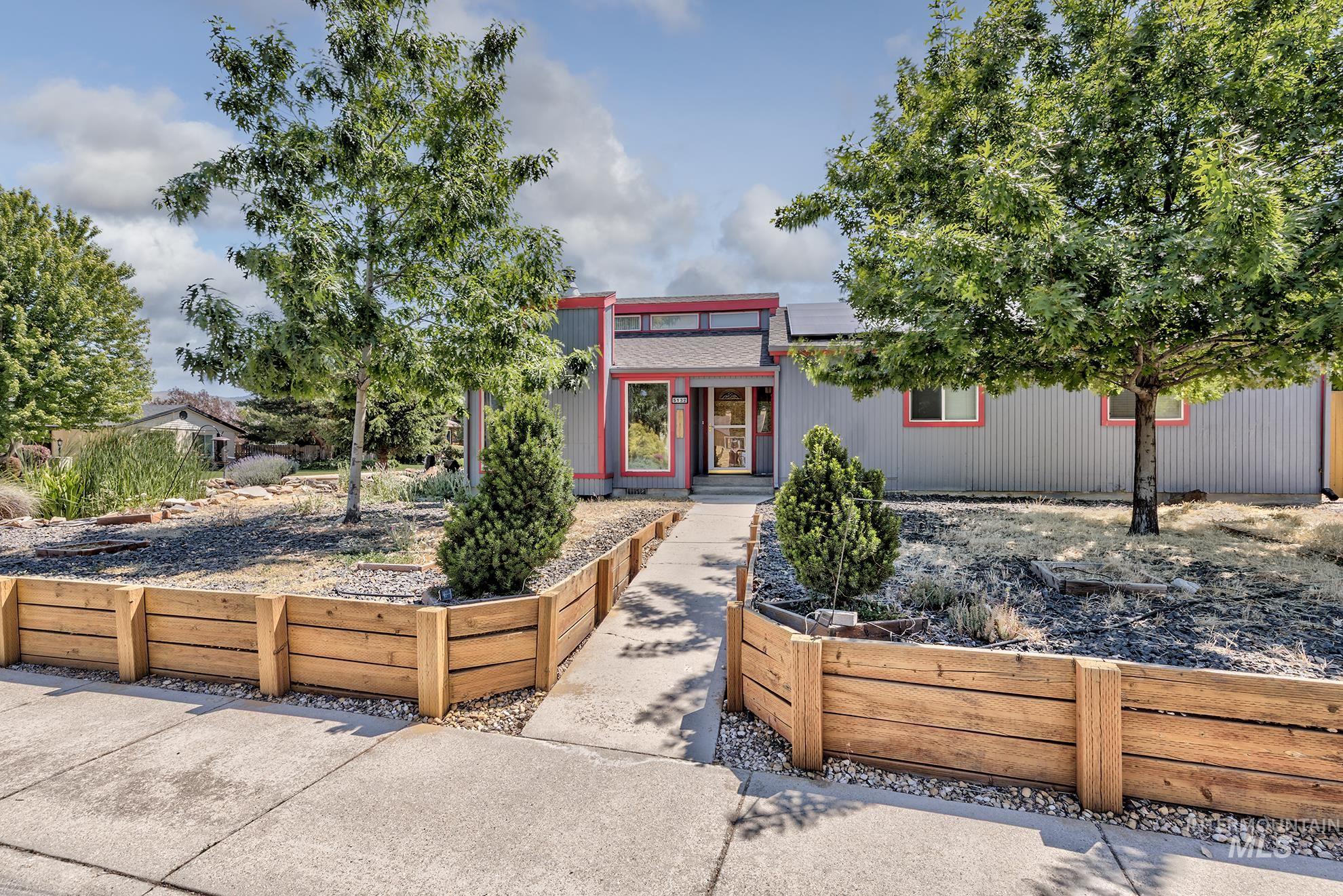 5132 S Council Bluffs Way, Boise, Idaho 83716, 3 Bedrooms, 2 Bathrooms, Residential For Sale, Price $530,000, 98950241