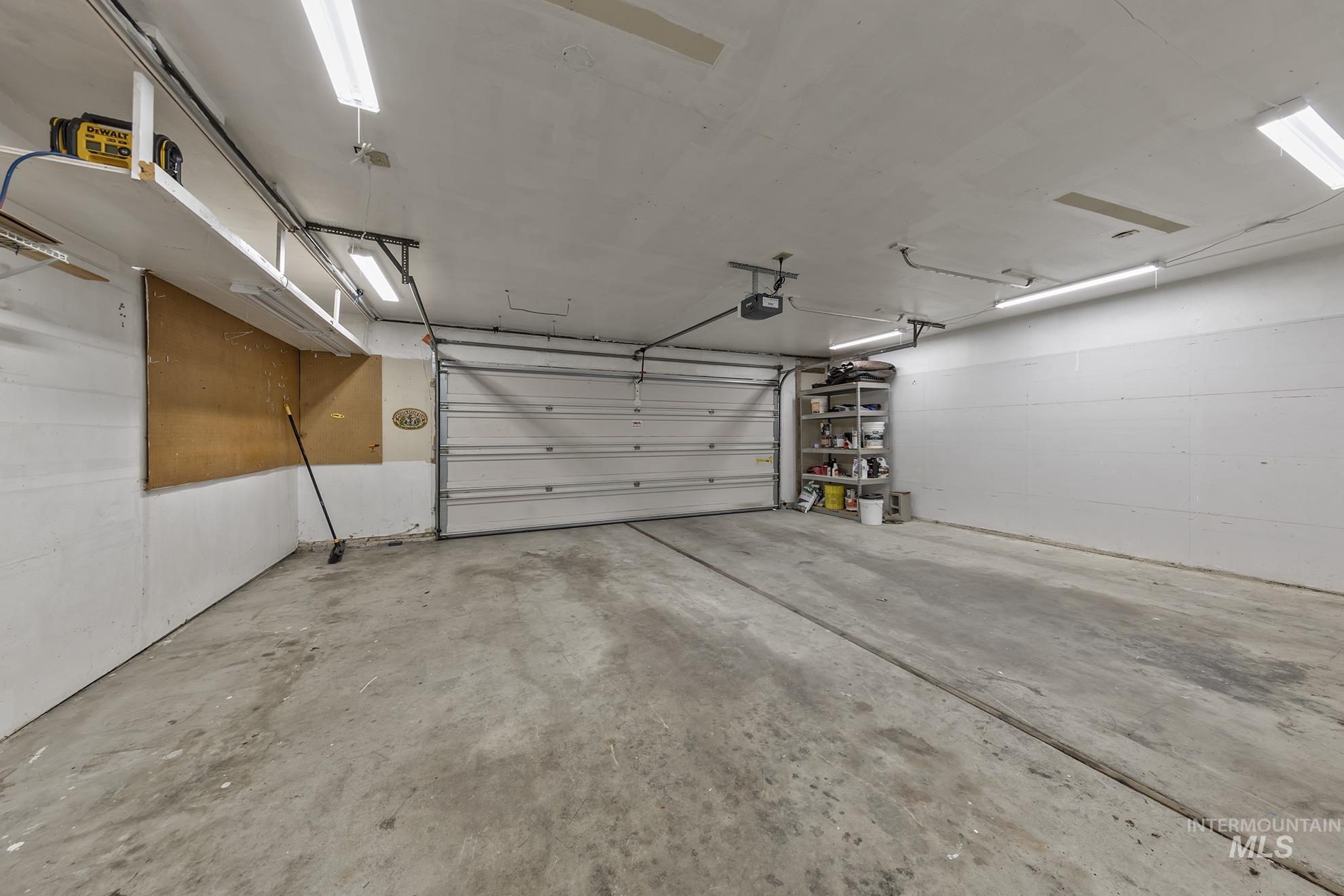 5132 S Council Bluffs Way, Boise, Idaho 83716, 3 Bedrooms, 2 Bathrooms, Residential For Sale, Price $530,000, 98950241