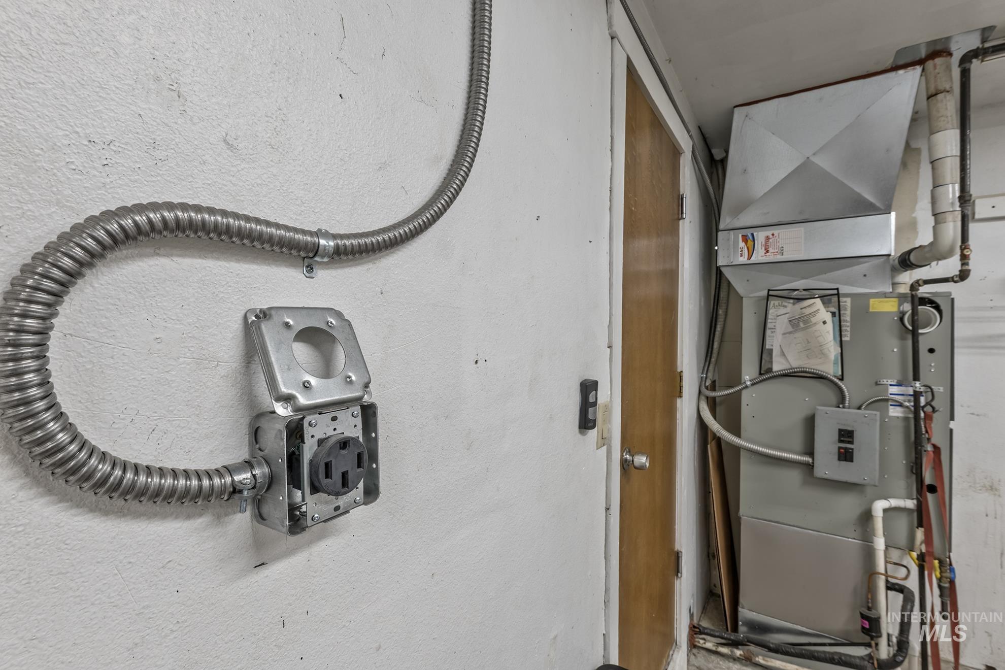 5132 S Council Bluffs Way, Boise, Idaho 83716, 3 Bedrooms, 2 Bathrooms, Residential For Sale, Price $530,000, 98950241