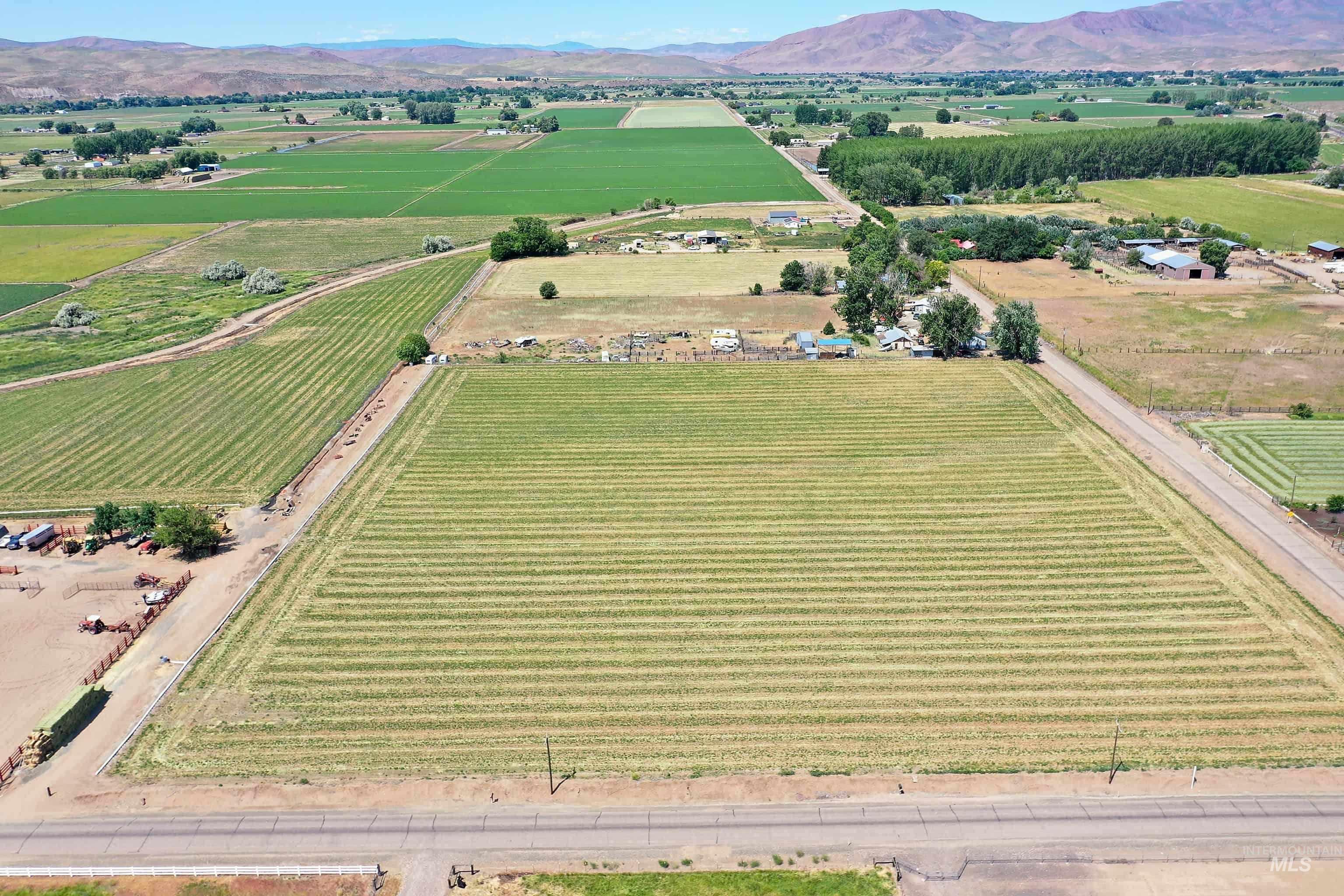 733 Pringle Rd, Weiser, Idaho 83672, 3 Bedrooms, 2 Bathrooms, Farm & Ranch For Sale, Price $1,200,000, 98950257