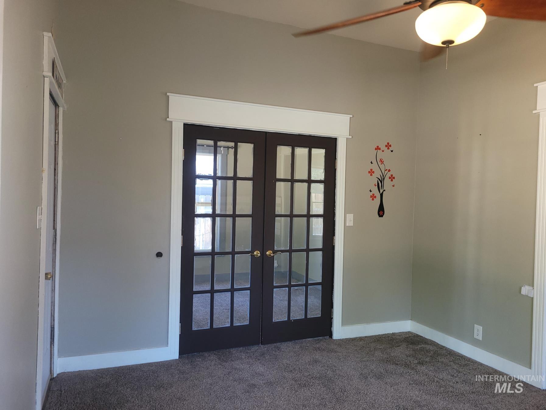 585 N 5th E, Mountain Home, Idaho 83647, 2 Bedrooms, 1 Bathroom, Residential For Sale, Price $255,000, 98950267