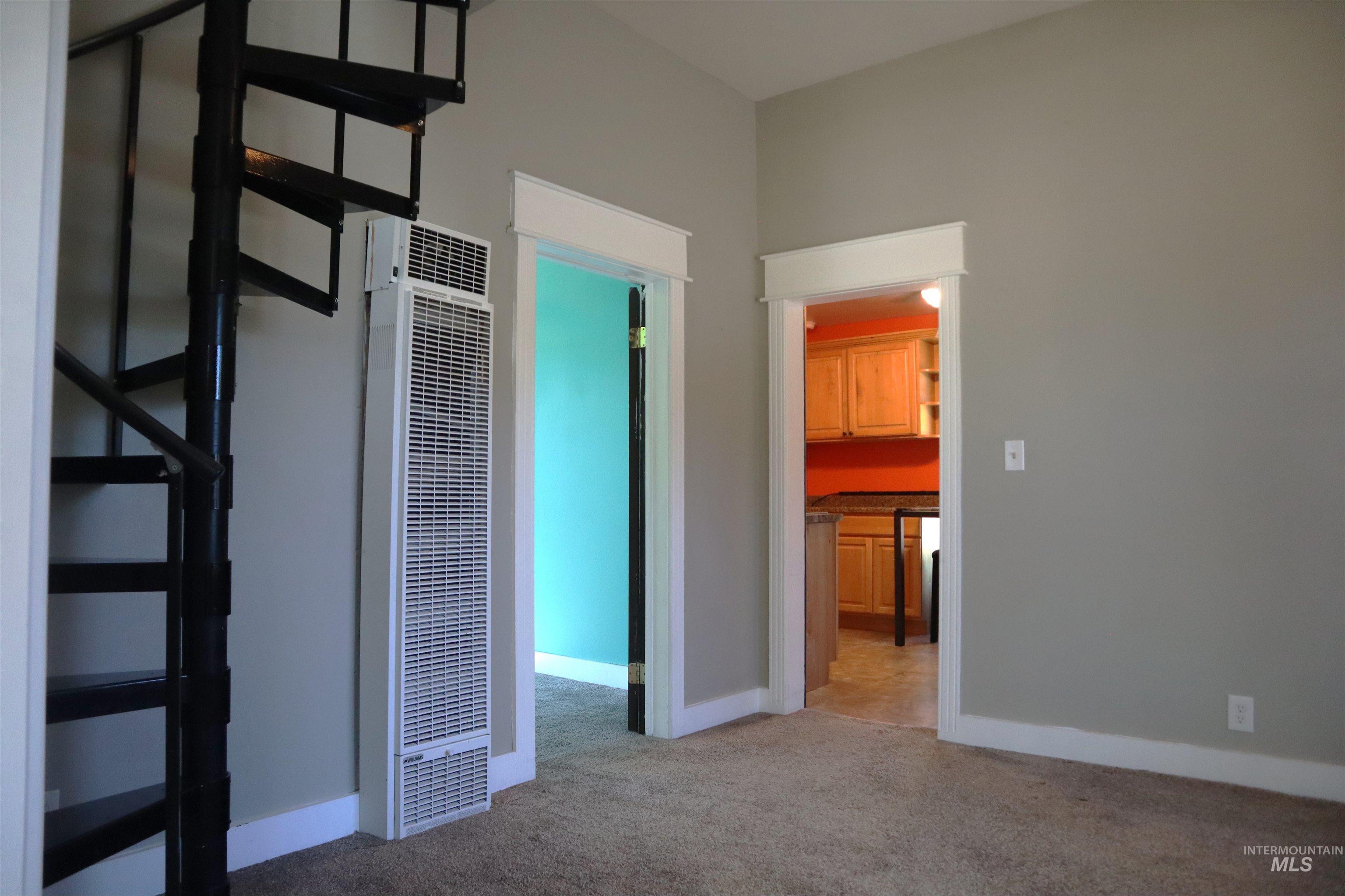 585 N 5th E, Mountain Home, Idaho 83647, 2 Bedrooms, 1 Bathroom, Residential For Sale, Price $255,000, 98950267