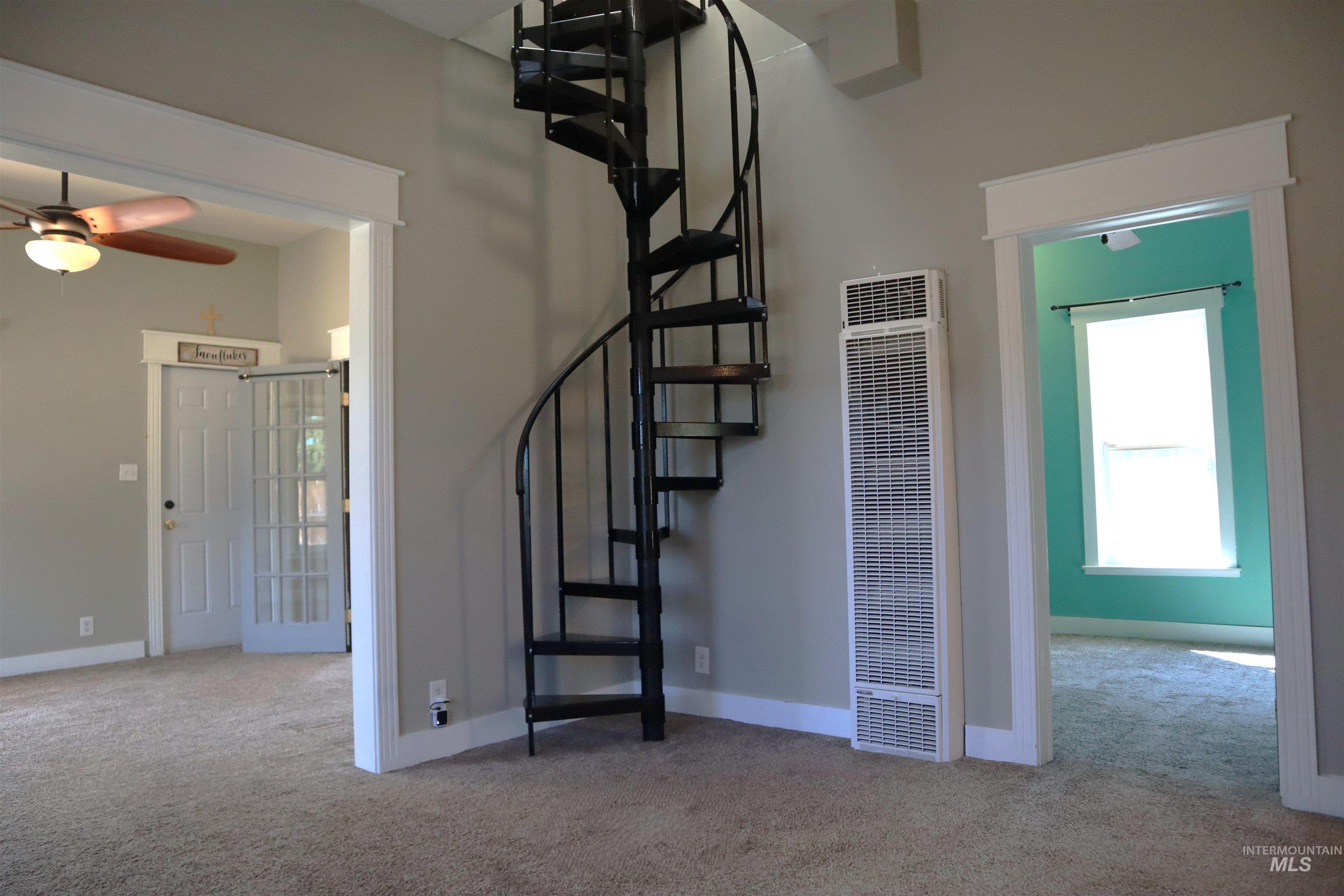 585 N 5th E, Mountain Home, Idaho 83647, 2 Bedrooms, 1 Bathroom, Residential For Sale, Price $255,000, 98950267