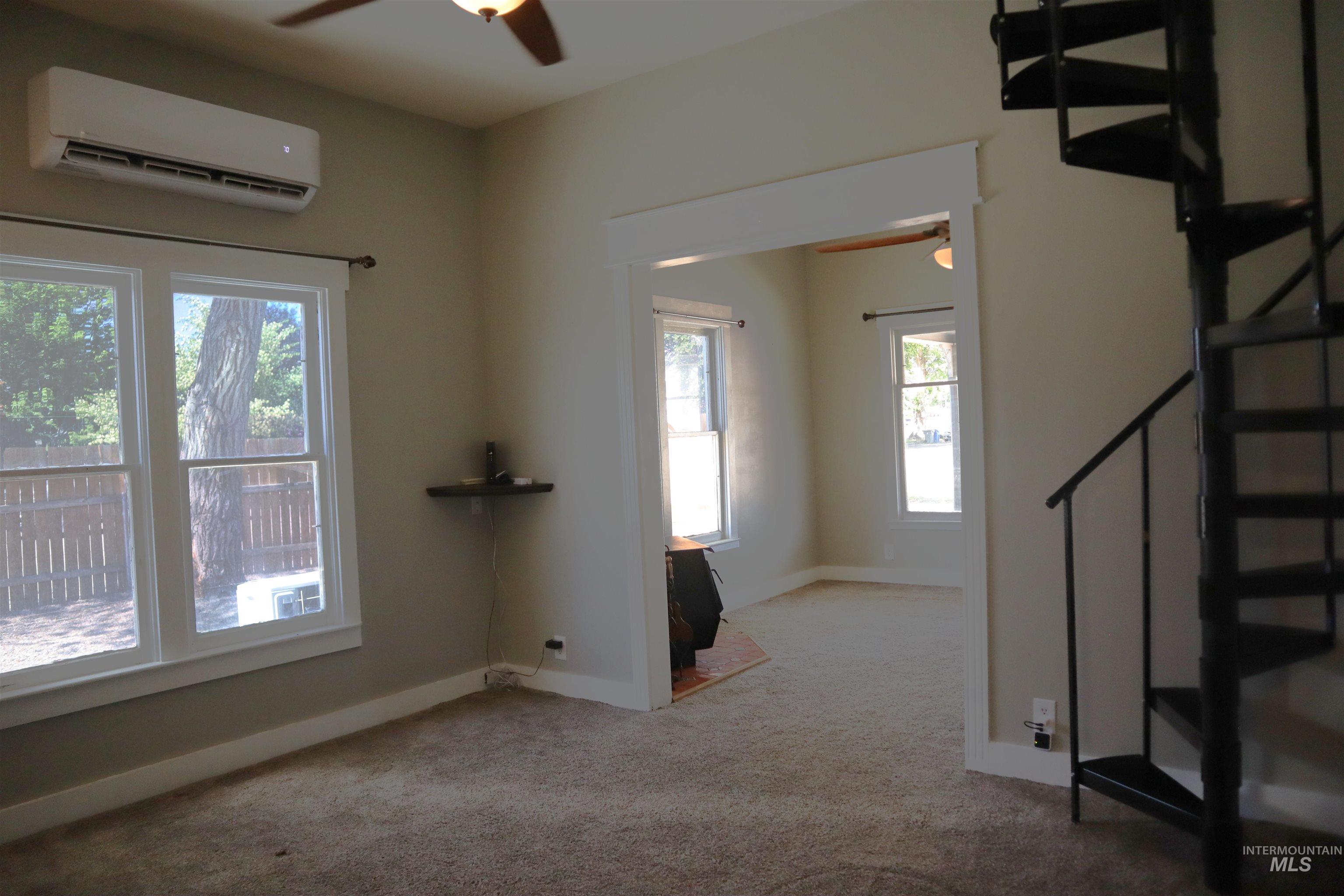 585 N 5th E, Mountain Home, Idaho 83647, 2 Bedrooms, 1 Bathroom, Residential For Sale, Price $255,000, 98950267