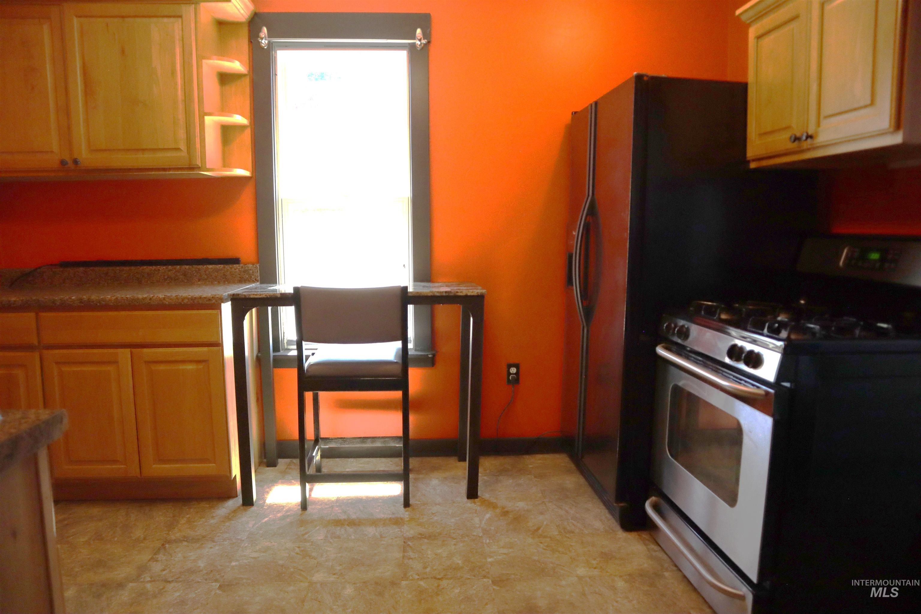 585 N 5th E, Mountain Home, Idaho 83647, 2 Bedrooms, 1 Bathroom, Residential For Sale, Price $255,000, 98950267