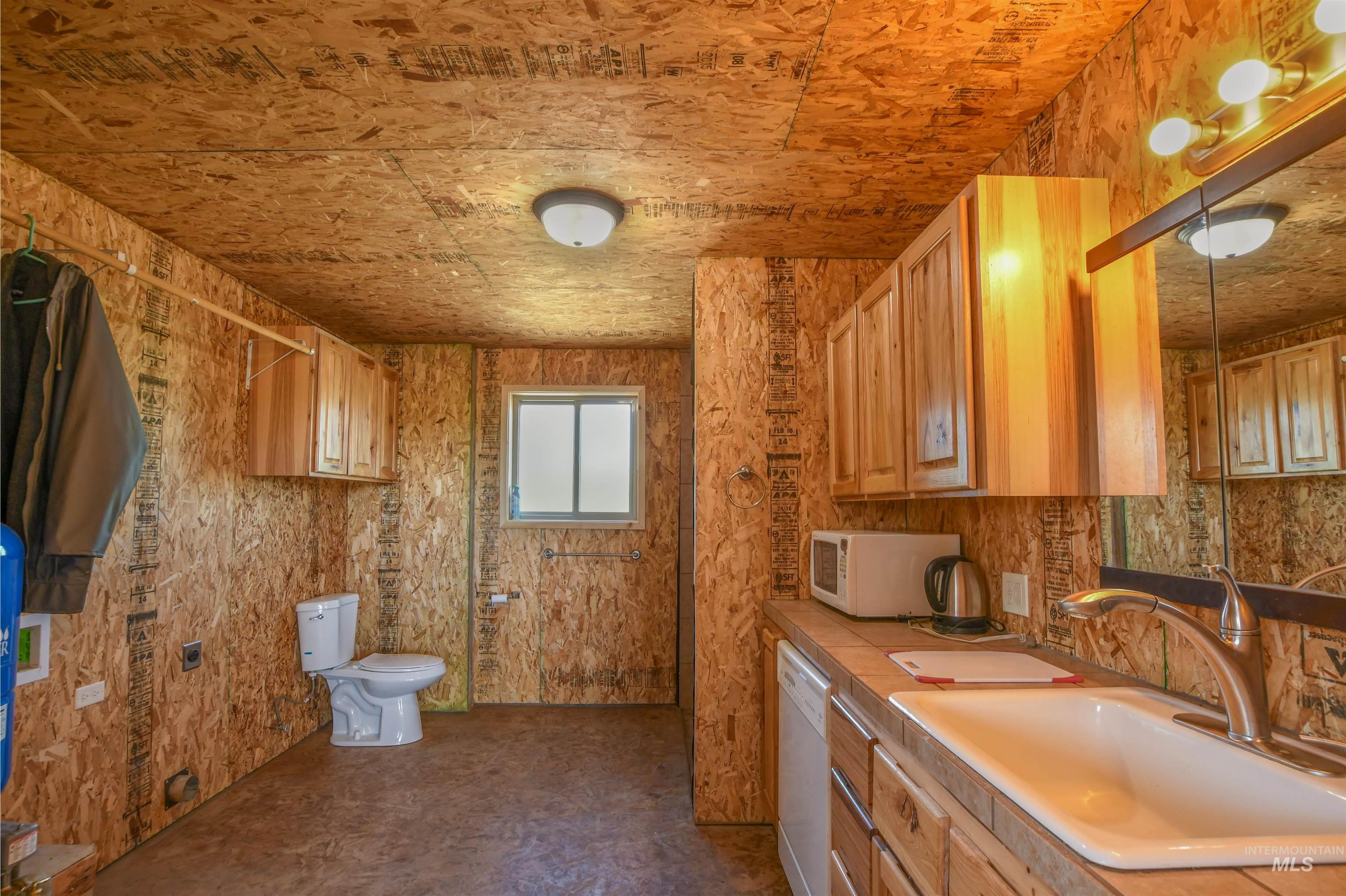 1190 Devils Elbow Road, Weiser, Idaho 83672, 3 Bedrooms, 2 Bathrooms, Residential For Sale, Price $825,000, 98950269