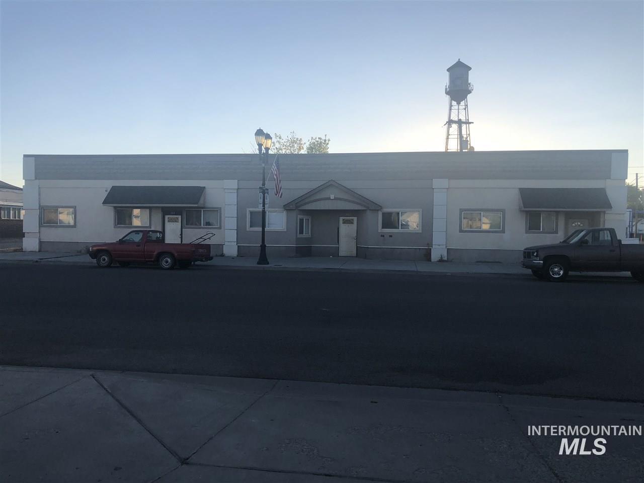 100 S PLYMOUTH AVE, New Plymouth, Idaho 83655, 2 Bedrooms, 1 Bathroom, Residential Income For Sale, Price $535,000, 98950277