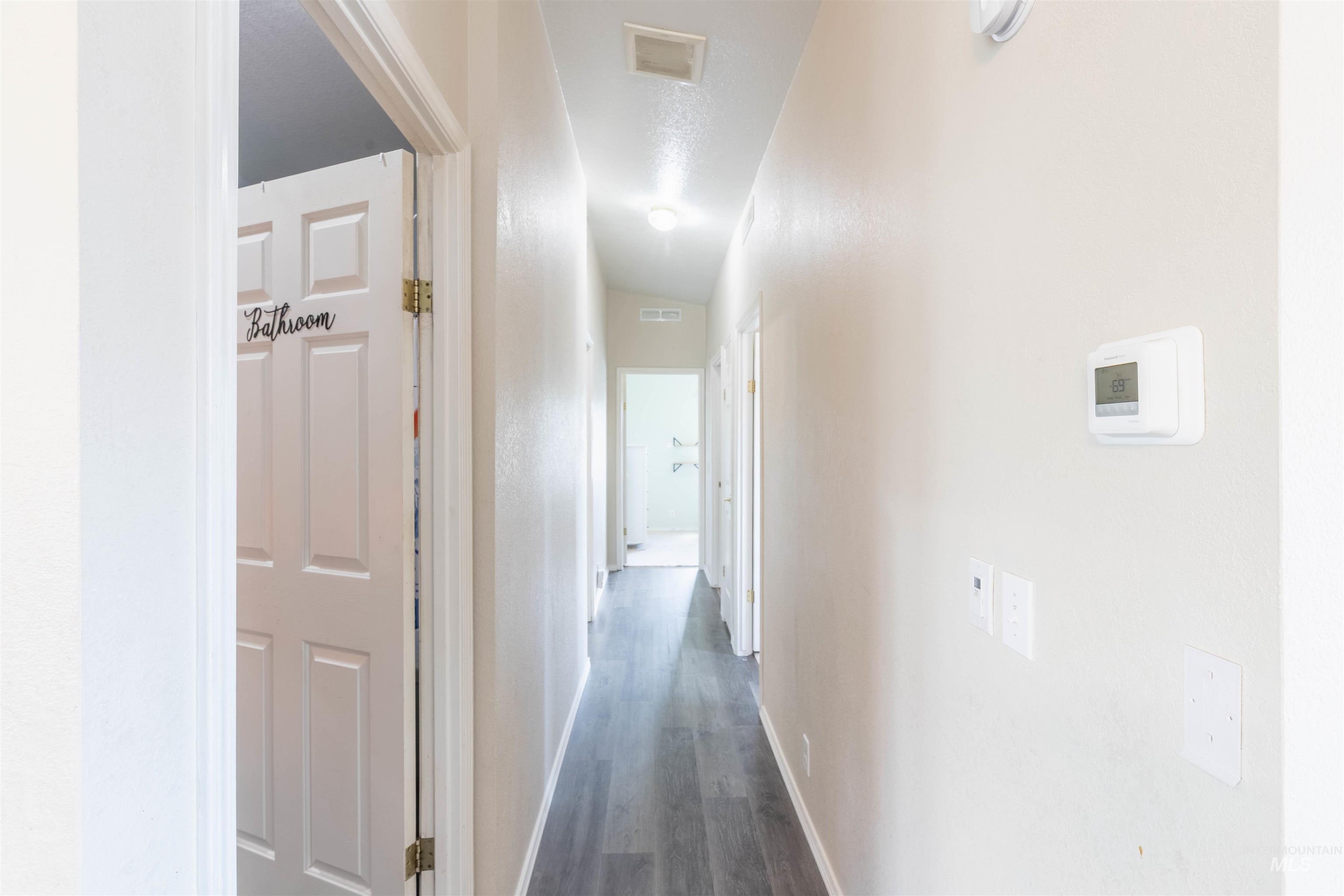 609 N Almon, Moscow, Idaho 83843, 3 Bedrooms, 2 Bathrooms, Residential For Sale, Price $160,000, 98950282