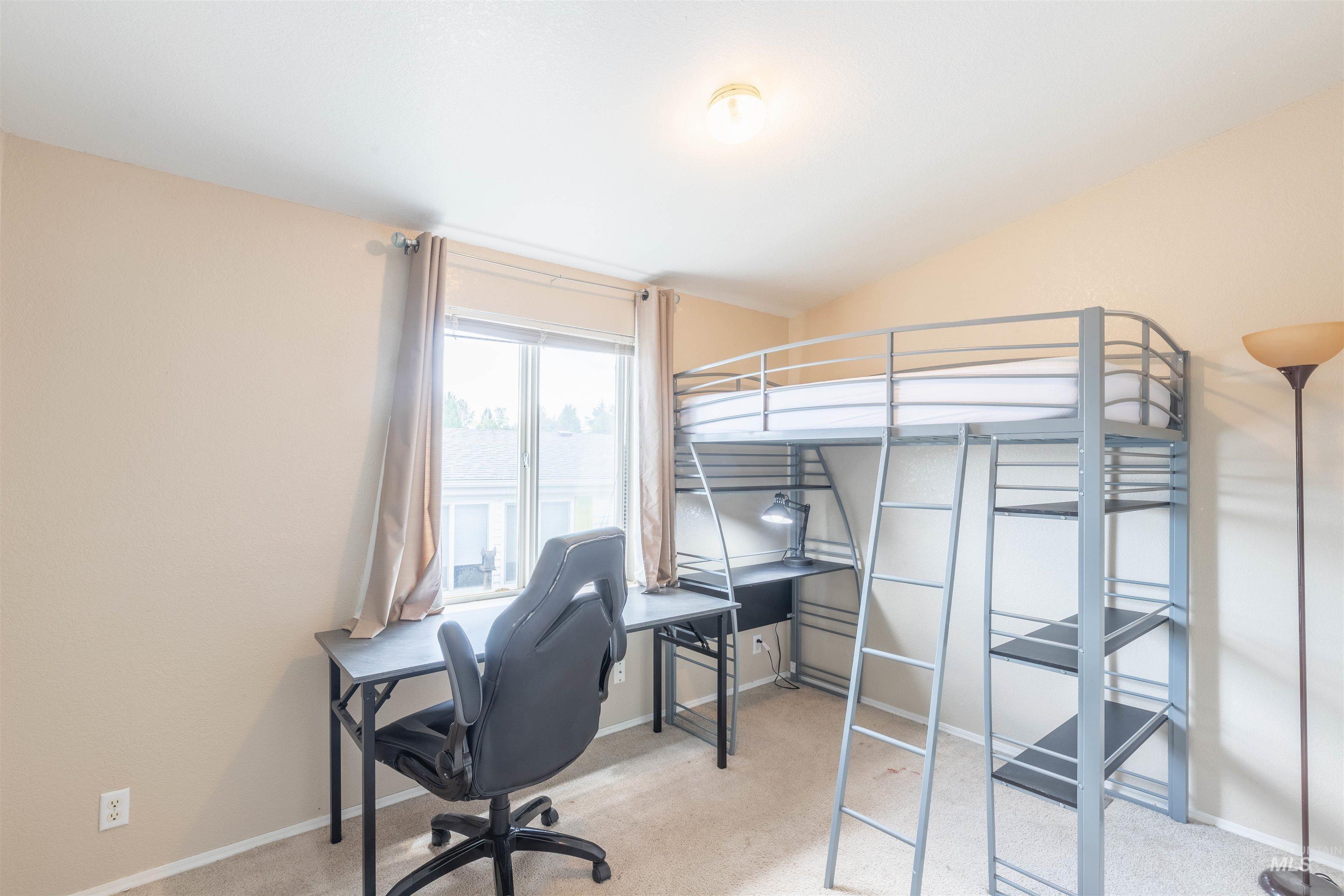 609 N Almon, Moscow, Idaho 83843, 3 Bedrooms, 2 Bathrooms, Residential For Sale, Price $160,000, 98950282