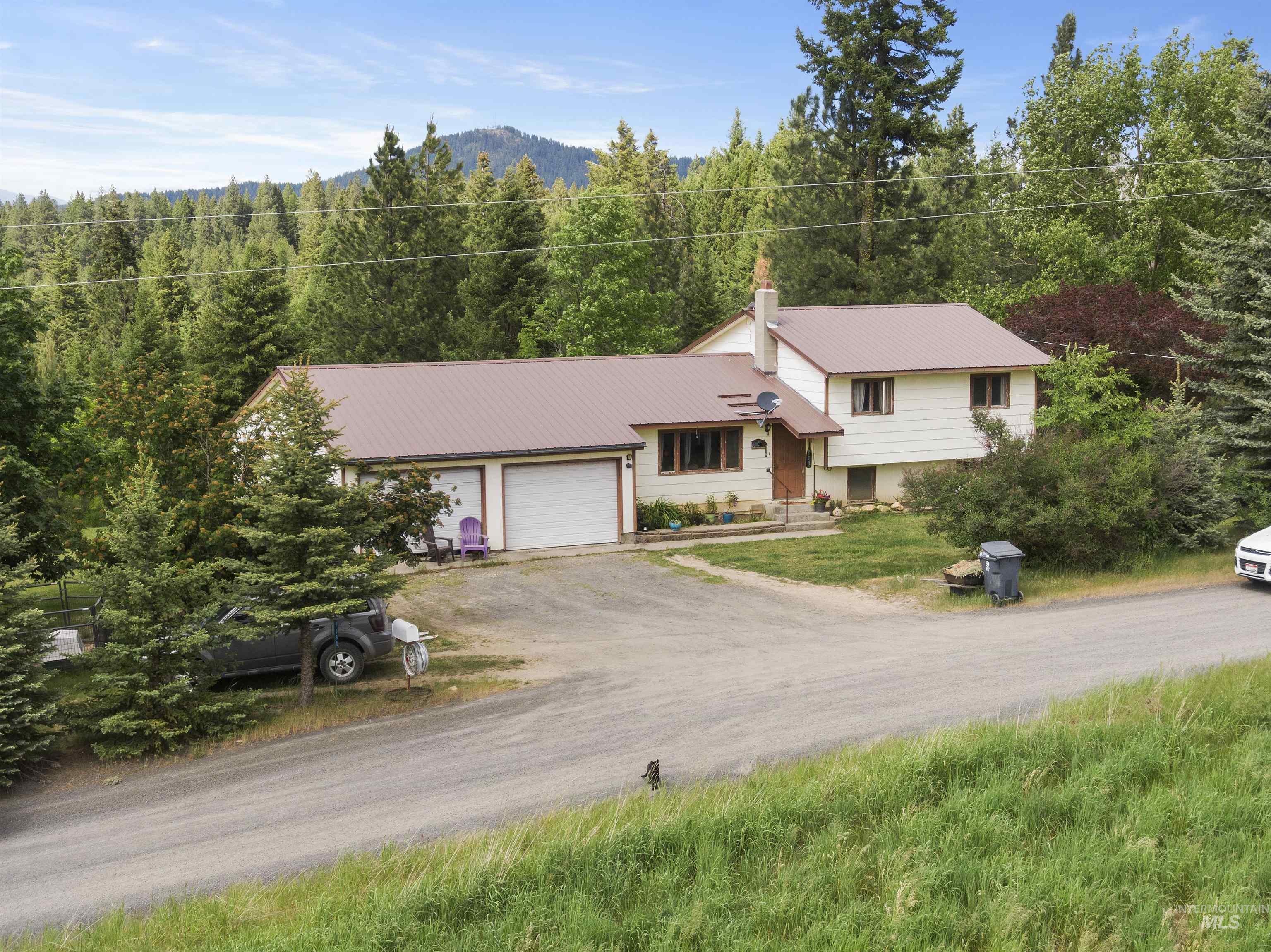 1090 Desjardin Road, Deary, Idaho 83823, 3 Bedrooms, 2 Bathrooms, Residential For Sale, Price $525,000, 98950285
