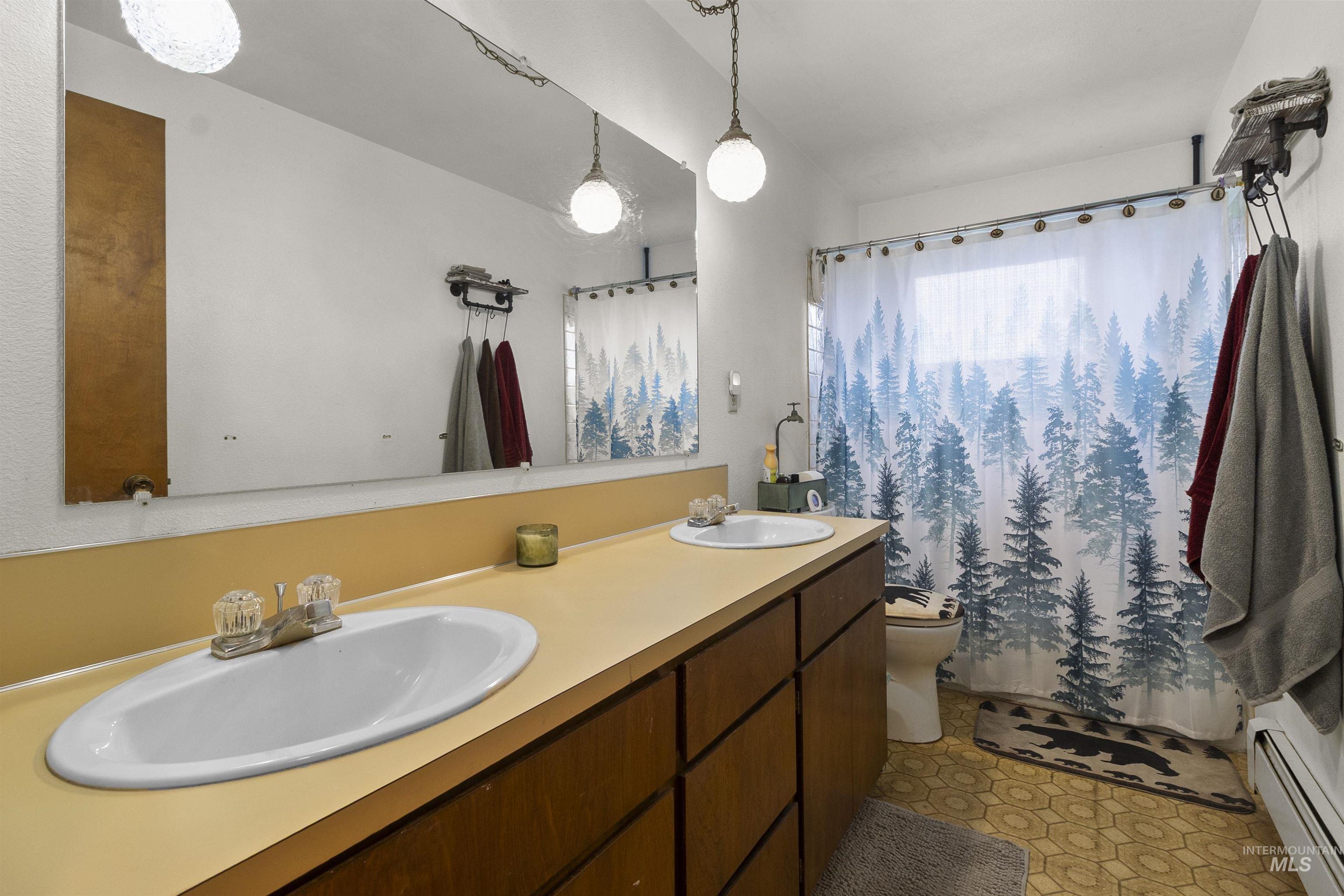 1090 Desjardin Road, Deary, Idaho 83823, 3 Bedrooms, 2 Bathrooms, Residential For Sale, Price $525,000, 98950285