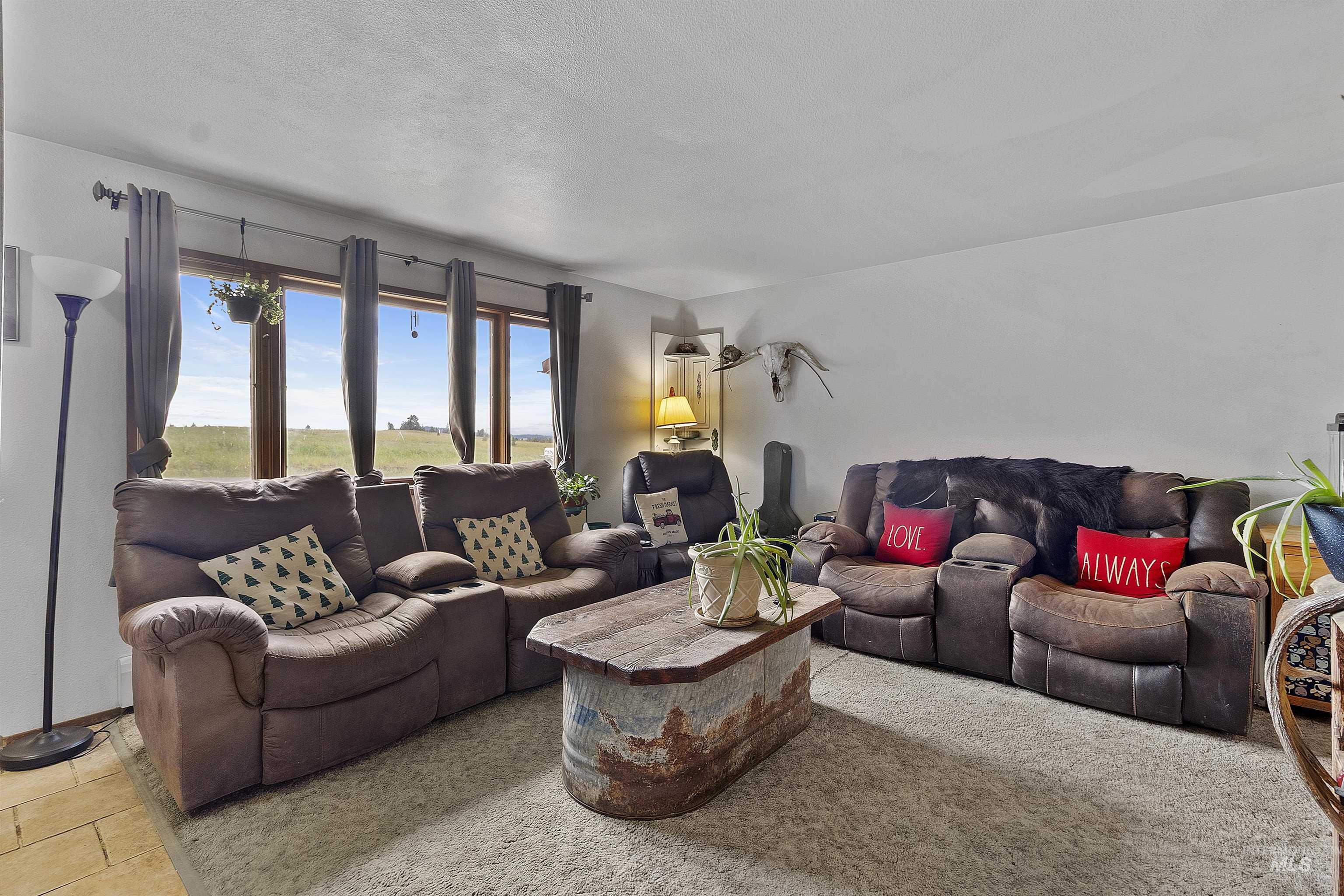 1090 Desjardin Road, Deary, Idaho 83823, 3 Bedrooms, 2 Bathrooms, Residential For Sale, Price $525,000, 98950285