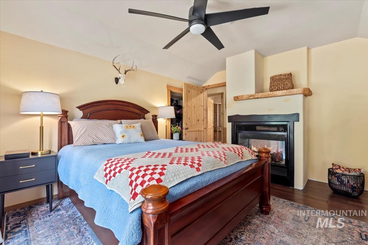 150 W Yuba Vista Dr, Atlanta, Idaho 83716, 2 Bedrooms, 2 Bathrooms, Residential For Sale, Price $392,000, 98950304