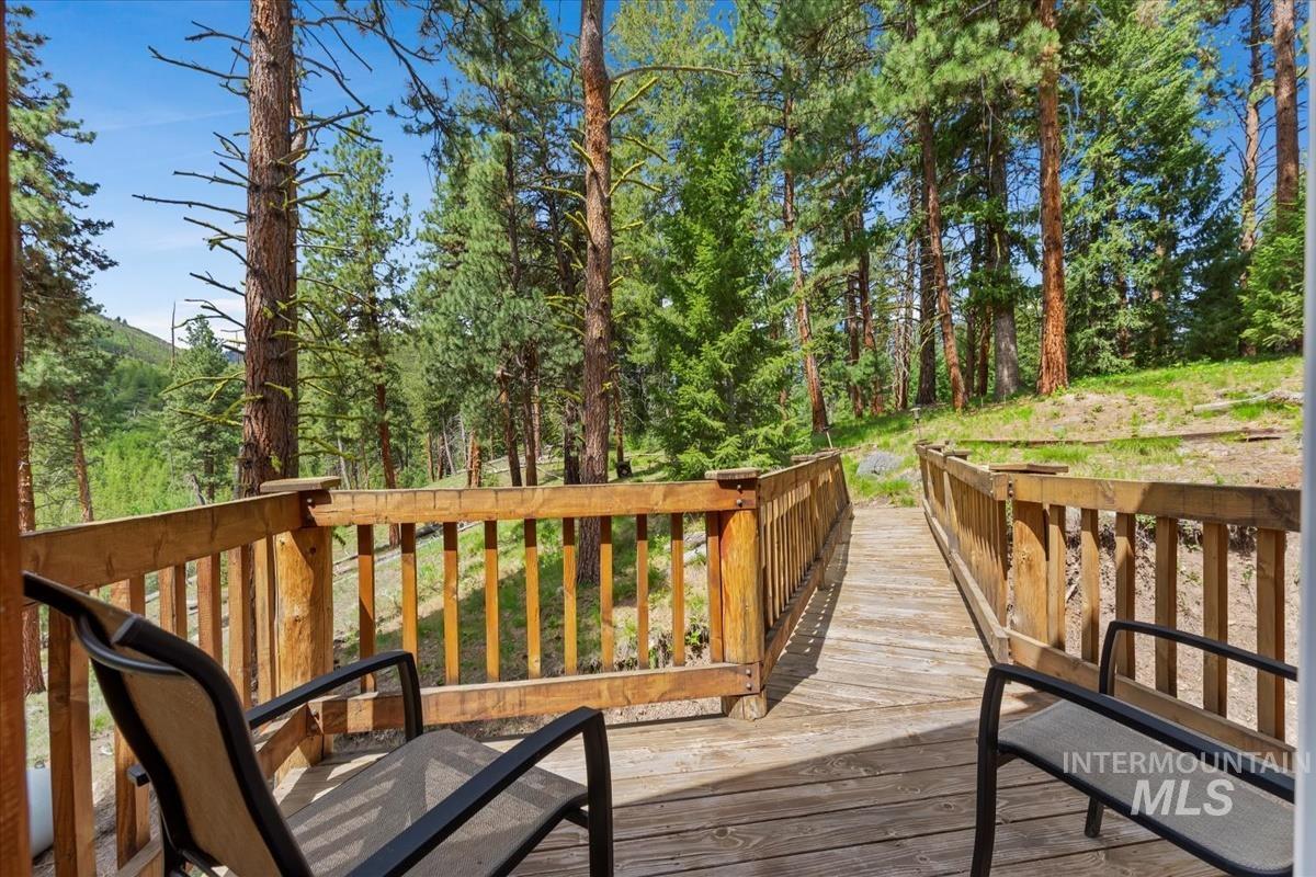 150 W Yuba Vista Dr, Atlanta, Idaho 83716, 2 Bedrooms, 2 Bathrooms, Residential For Sale, Price $392,000, 98950304